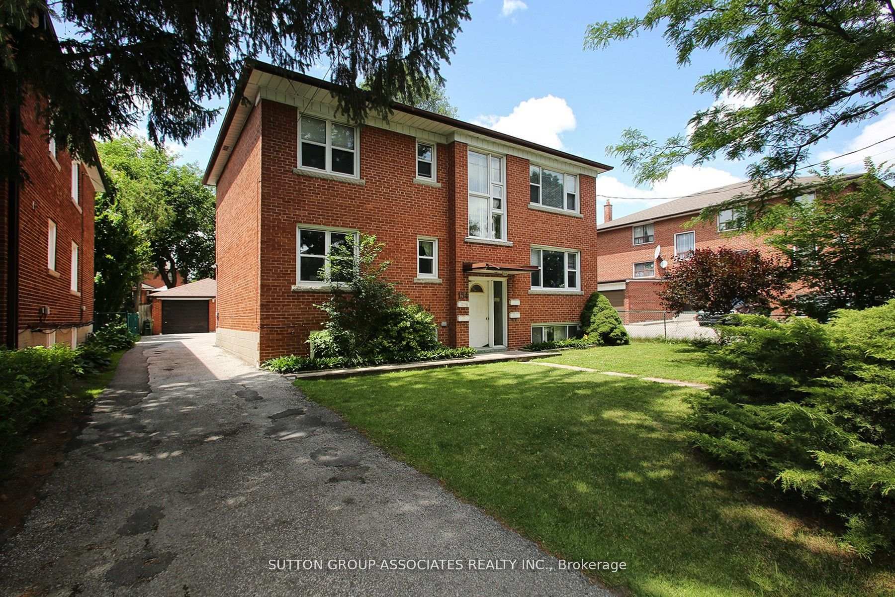 Photo 10 of Unit 2nd Fl., 134 Grand Avenue, Etobicoke, Stonegate-Queensway — HOMEH