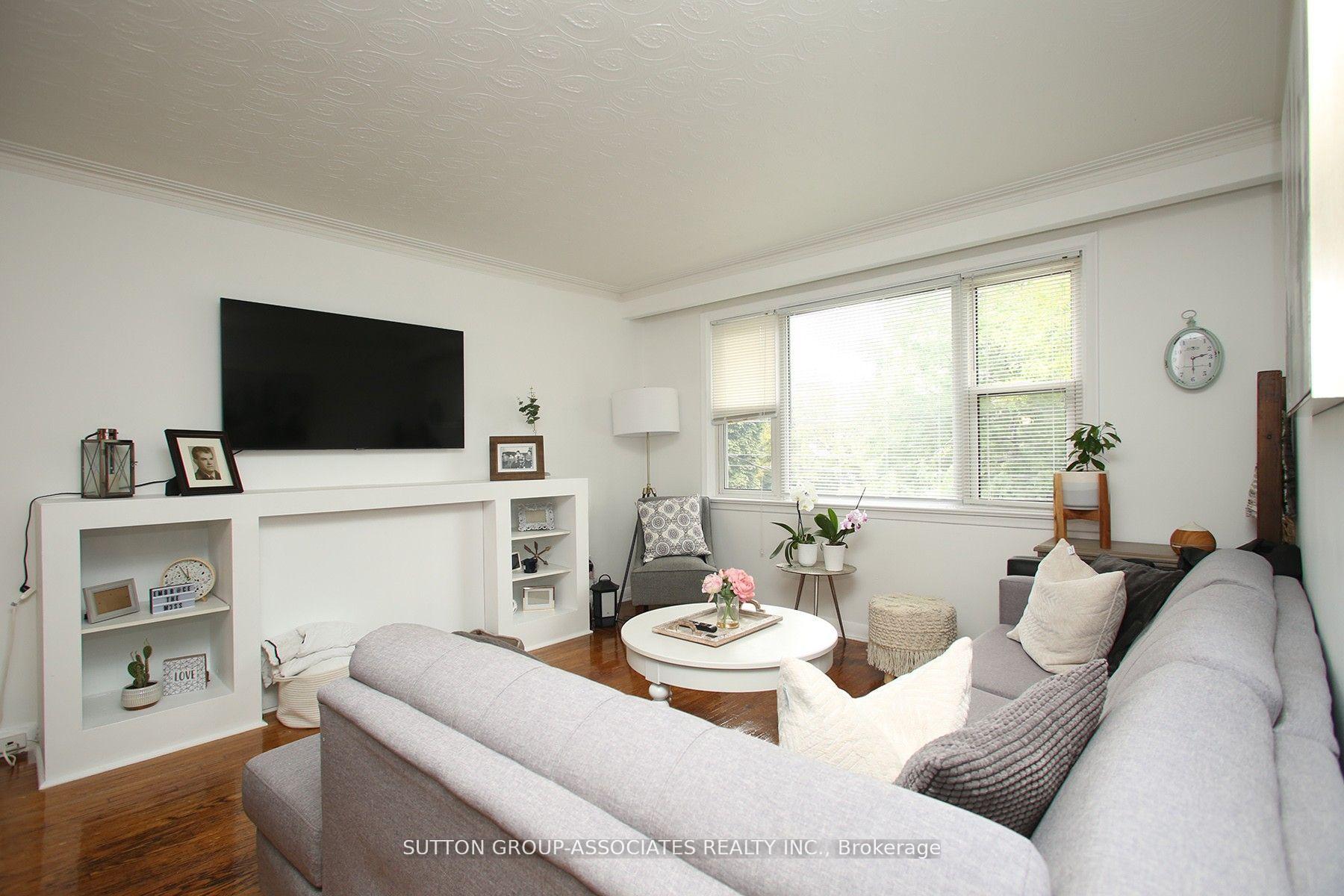 Photo 15 of Unit 2nd Fl., 134 Grand Avenue, Etobicoke, Stonegate-Queensway — HOMEH