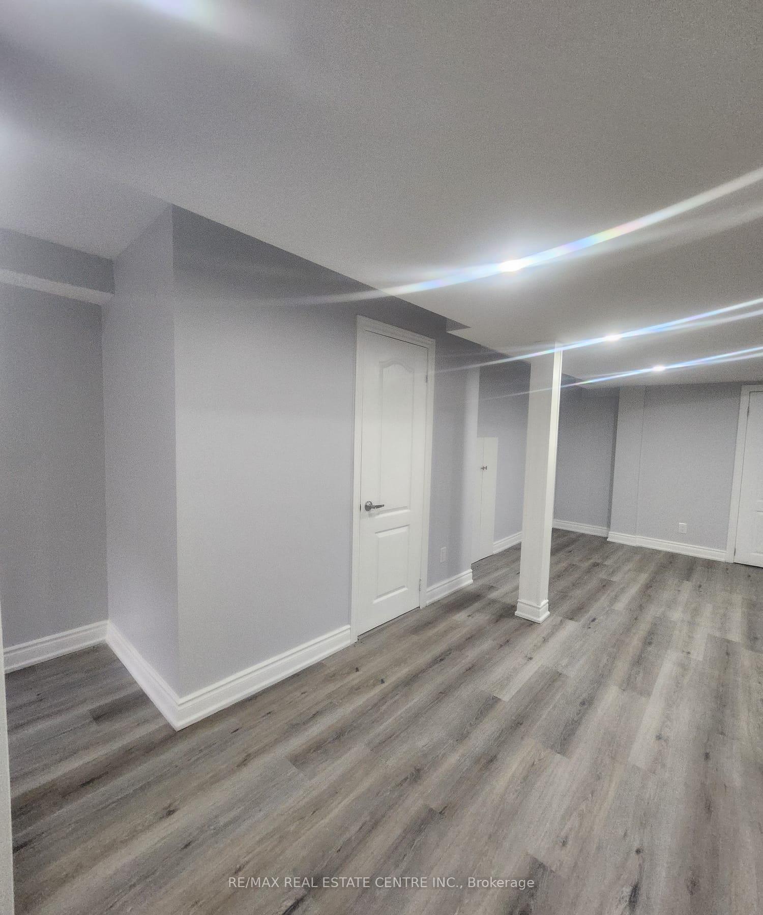 Photo 11 of 42 Baha (Basement) Crescent, Brampton, Fletcher's Meadow — HOMEH