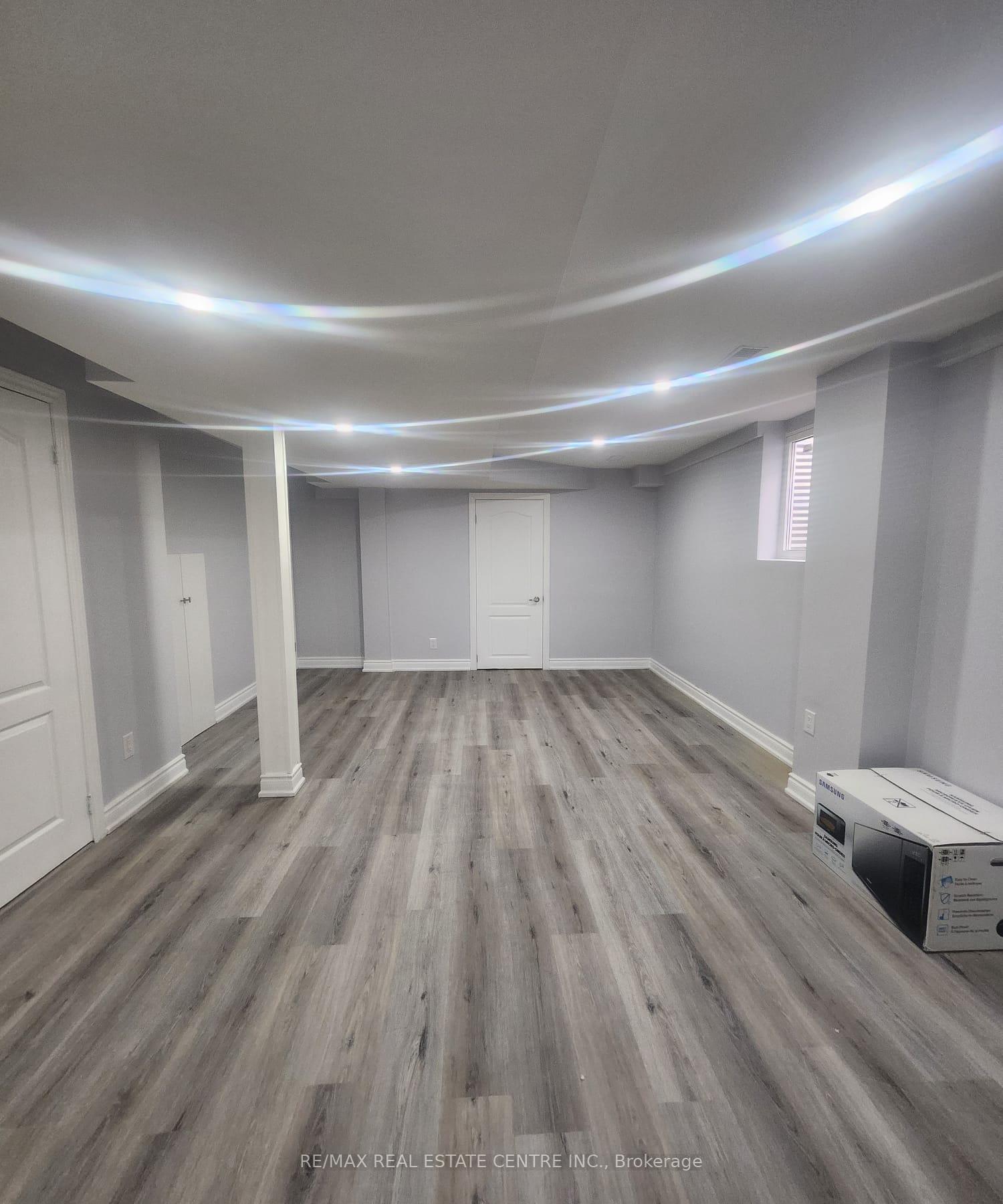 Photo 14 of 42 Baha (Basement) Crescent, Brampton, Fletcher's Meadow — HOMEH