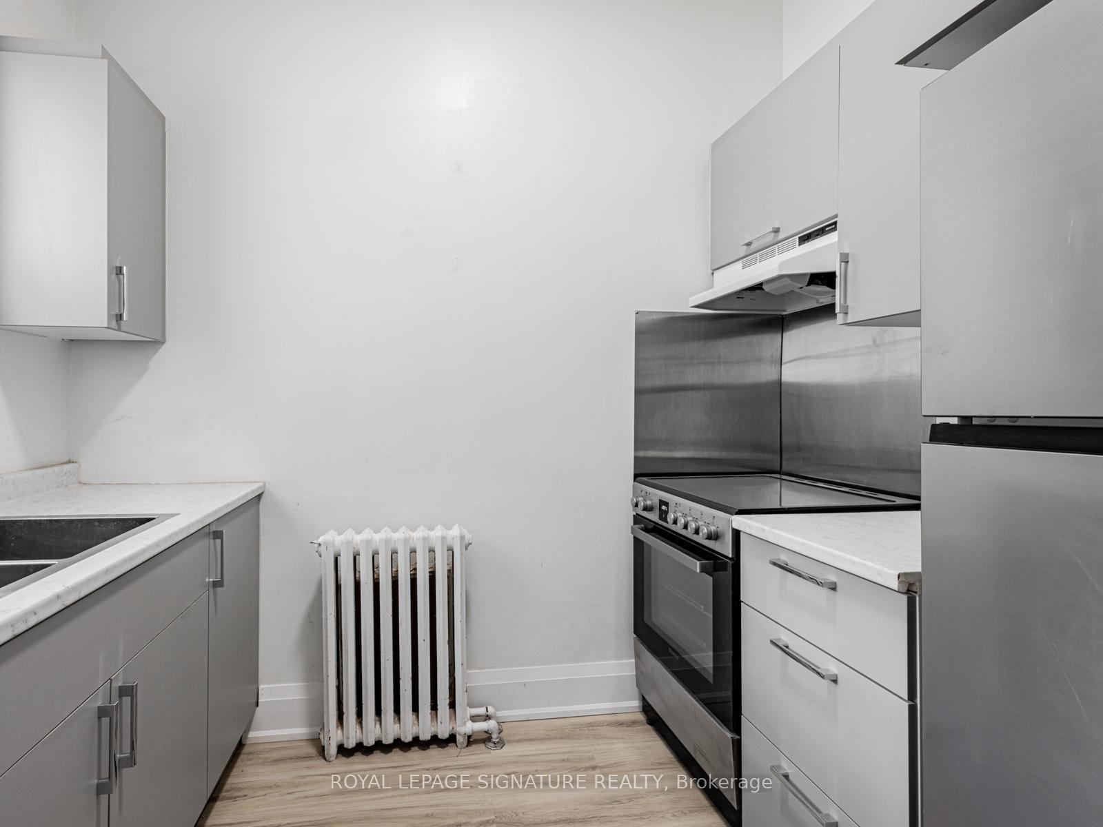 Photo 17 of Unit 1, 1 Bellwoods Park, Toronto, Trinity-Bellwoods — HOMEH