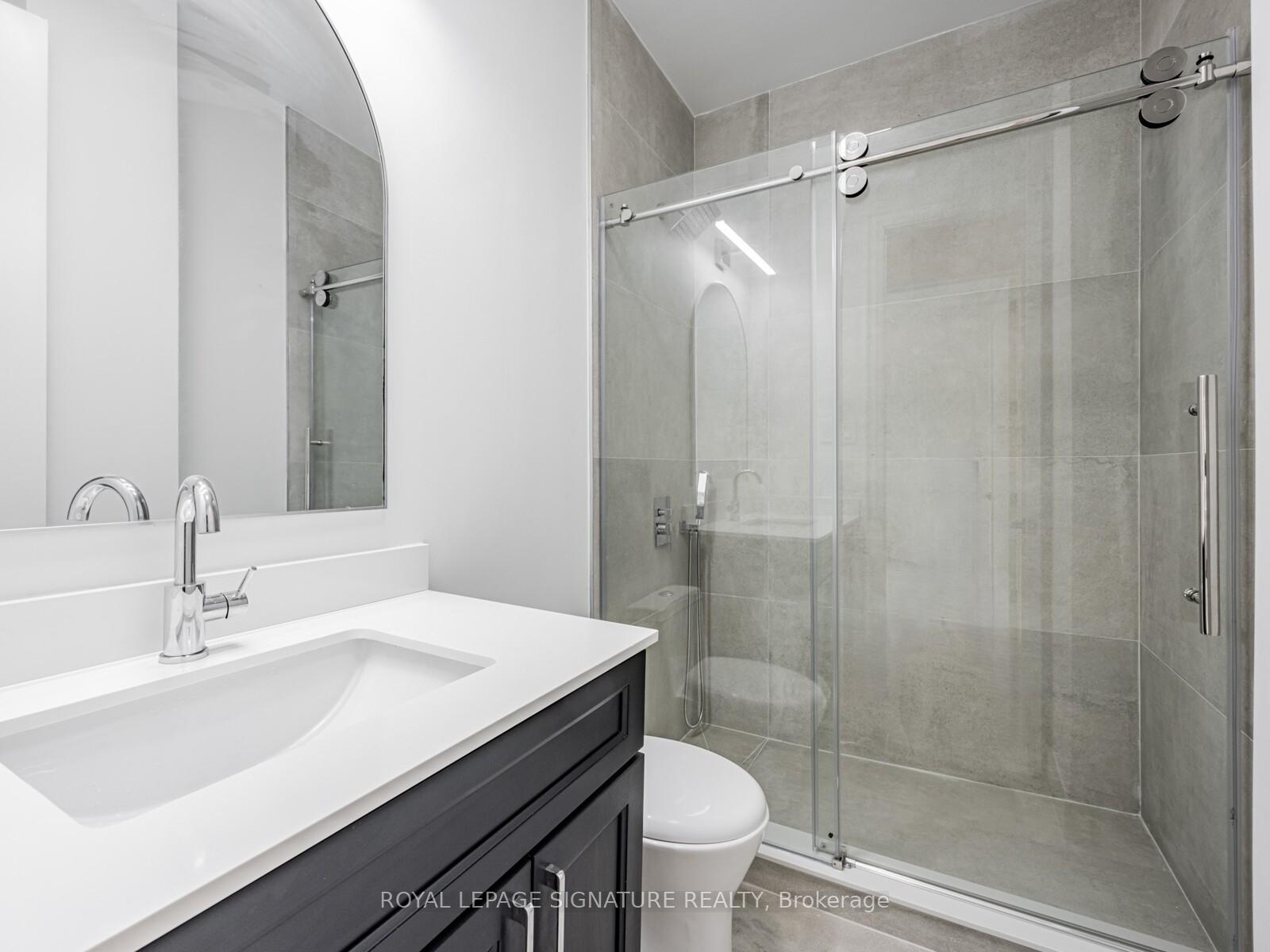 Photo 8 of Unit 1, 1 Bellwoods Park, Toronto, Trinity-Bellwoods — HOMEH