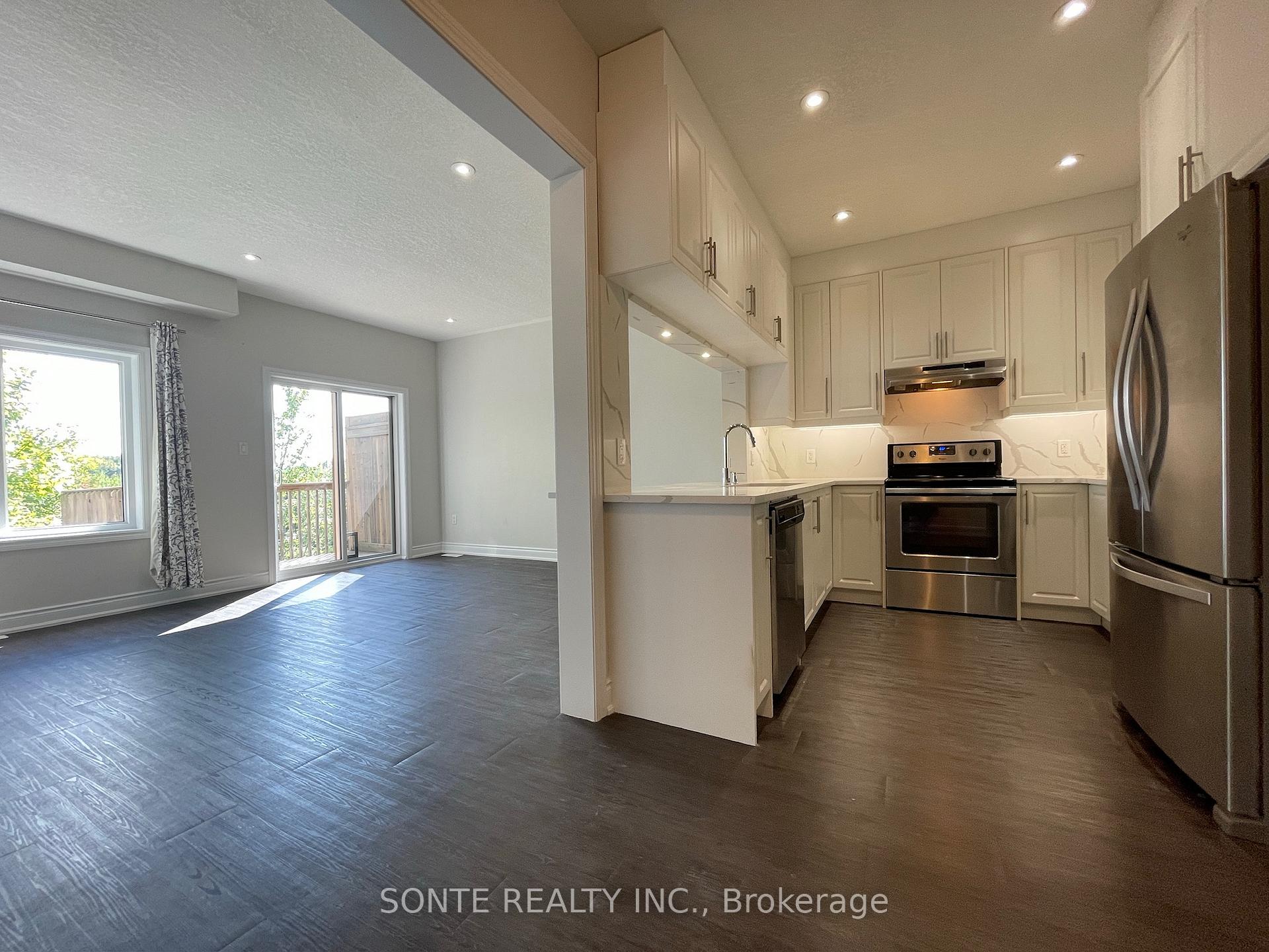 Photo 25 of Unit #15, 40 Megan Crescent, Barrie, Holly — HOMEH