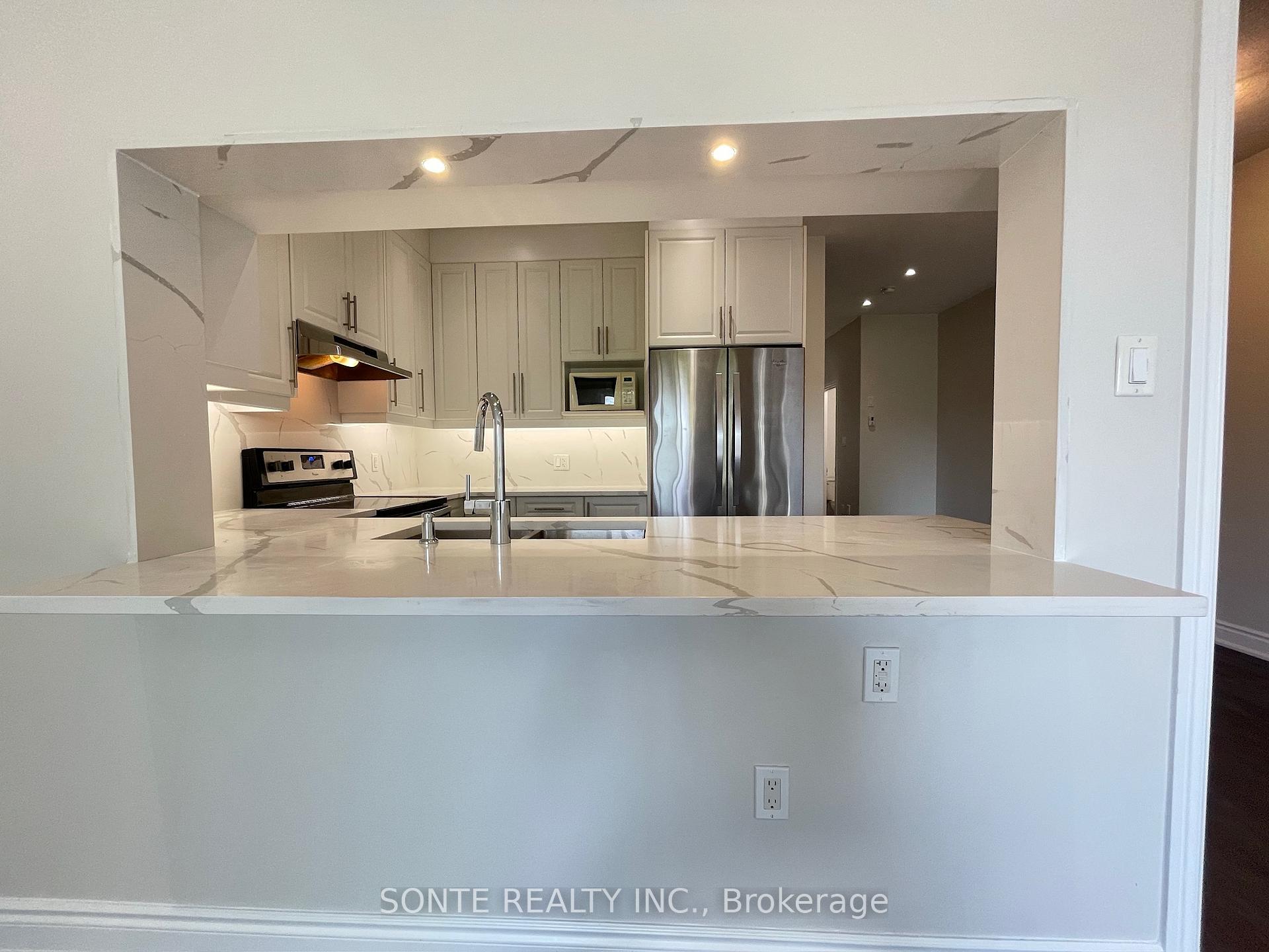 Photo 26 of Unit #15, 40 Megan Crescent, Barrie, Holly — HOMEH
