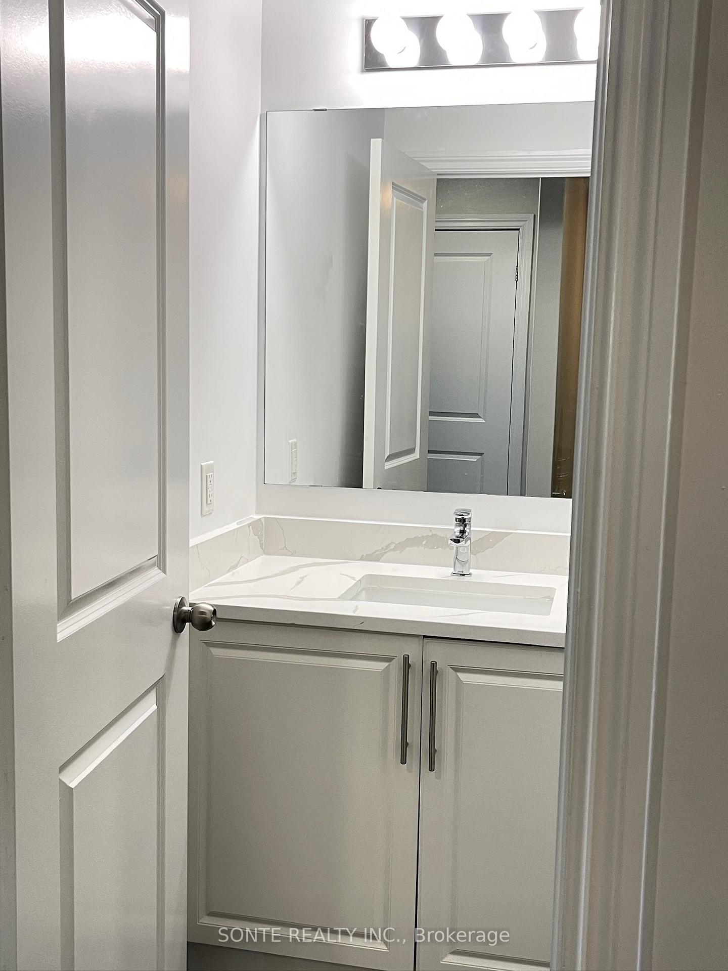 Photo 35 of Unit #15, 40 Megan Crescent, Barrie, Holly — HOMEH