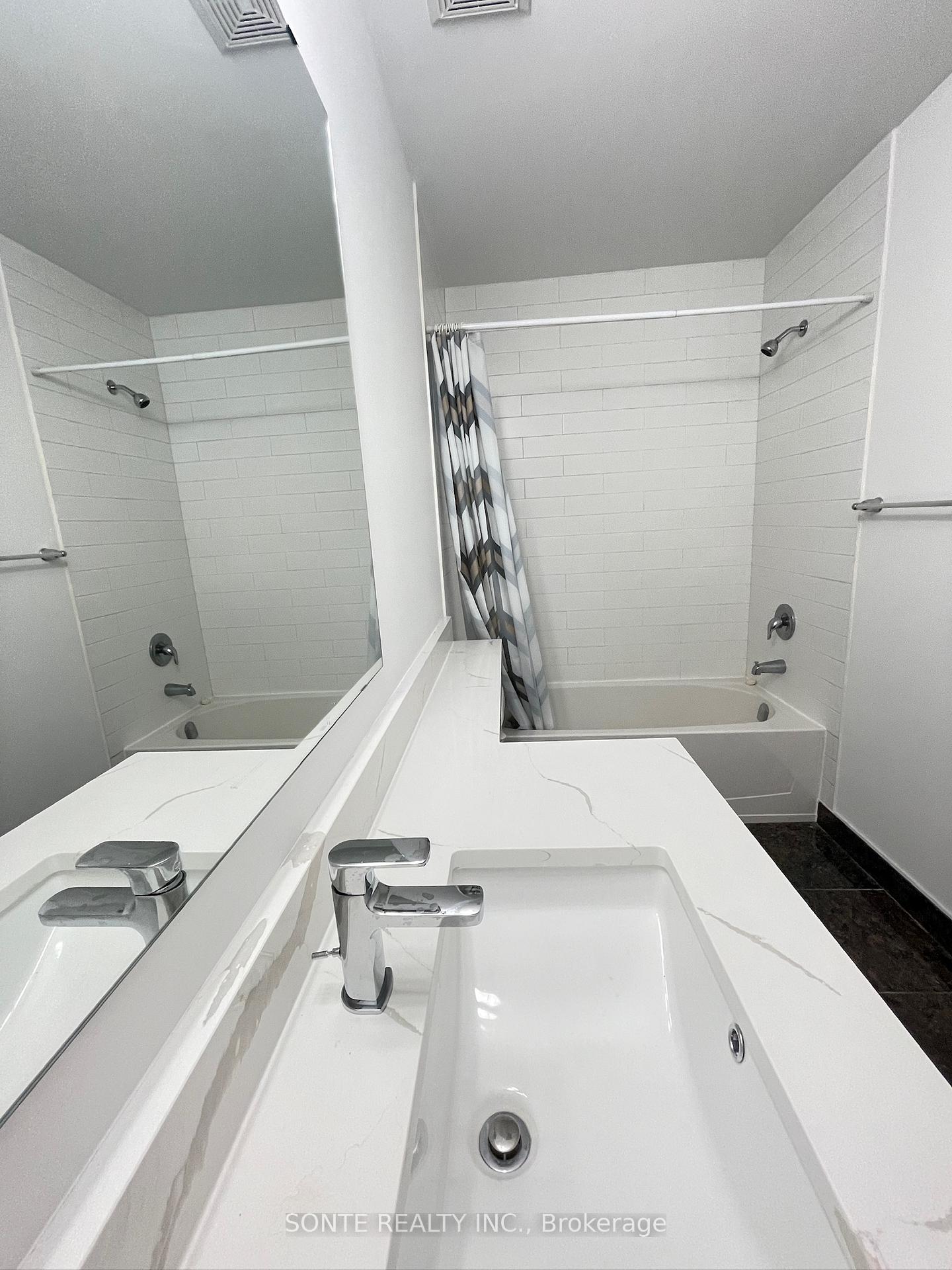 Photo 21 of Unit #15, 40 Megan Crescent, Barrie, Holly — HOMEH