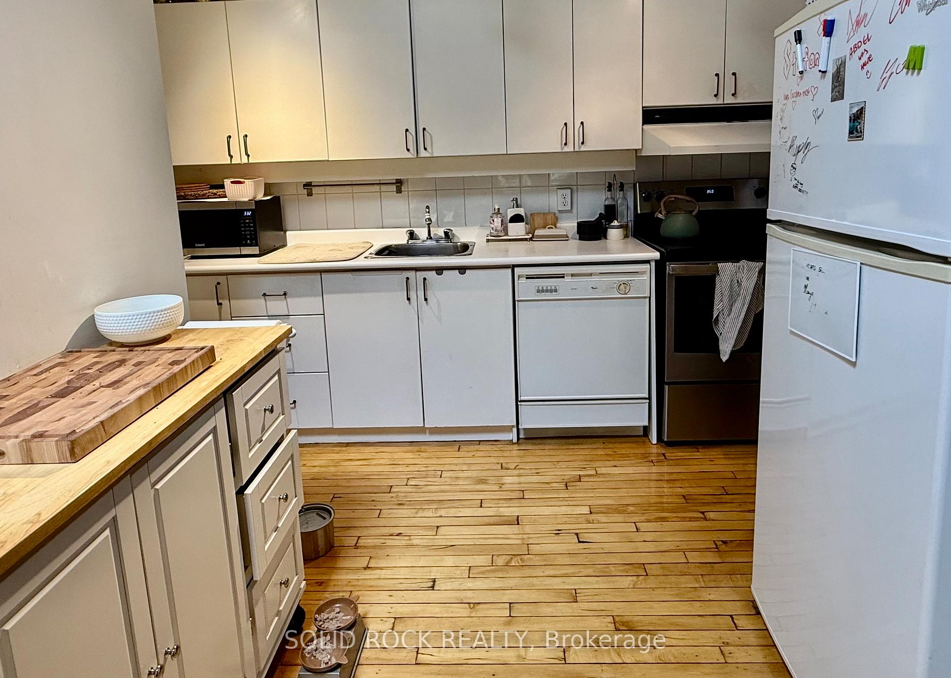 Photo 6 of Unit 207, 1153 Queen Street W, Toronto, Little Portugal — HOMEH