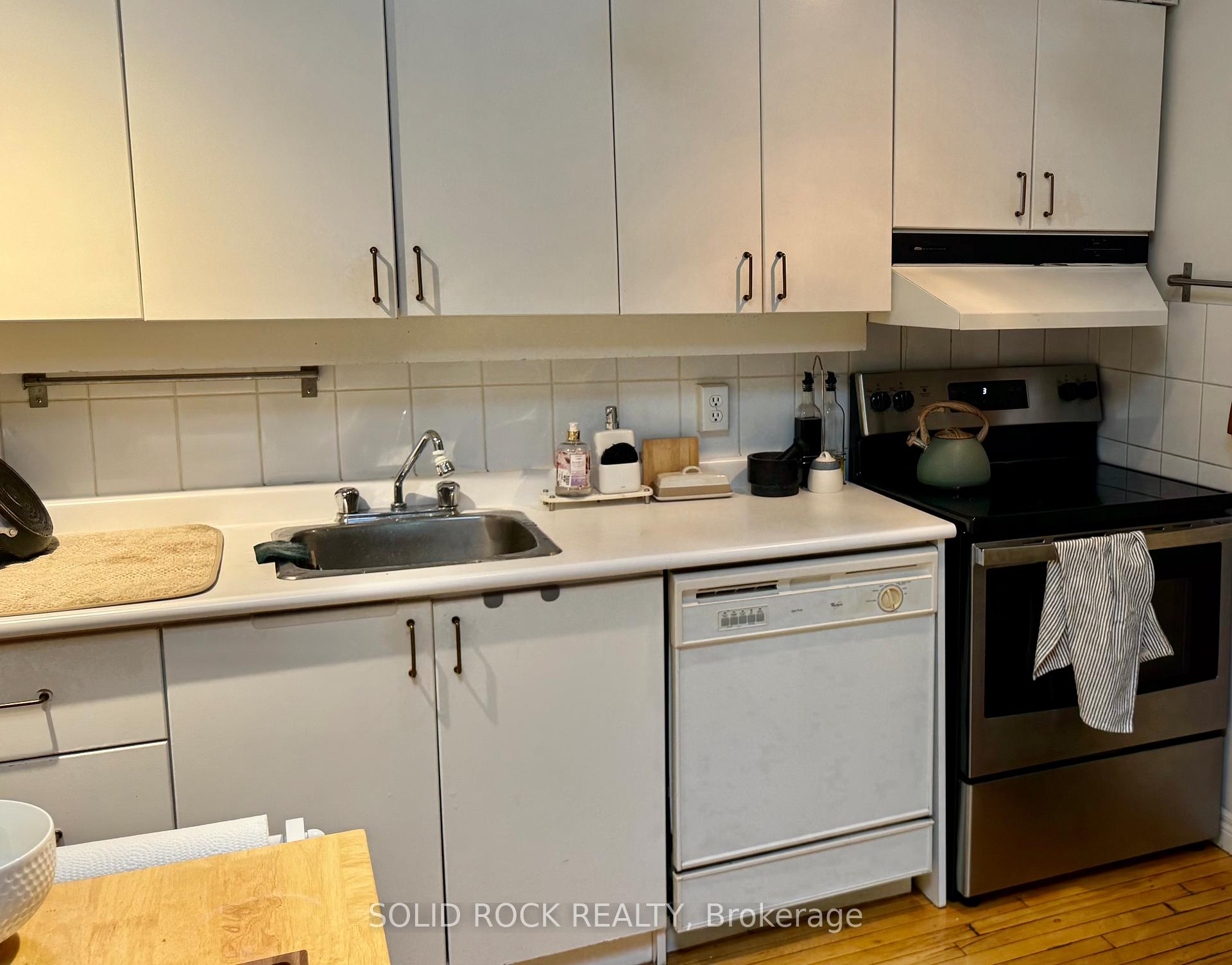 Photo 7 of Unit 207, 1153 Queen Street W, Toronto, Little Portugal — HOMEH