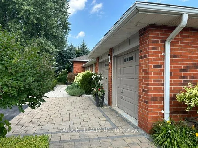Photo 3 of 335 Forde Crescent, King, King City — HOMEH