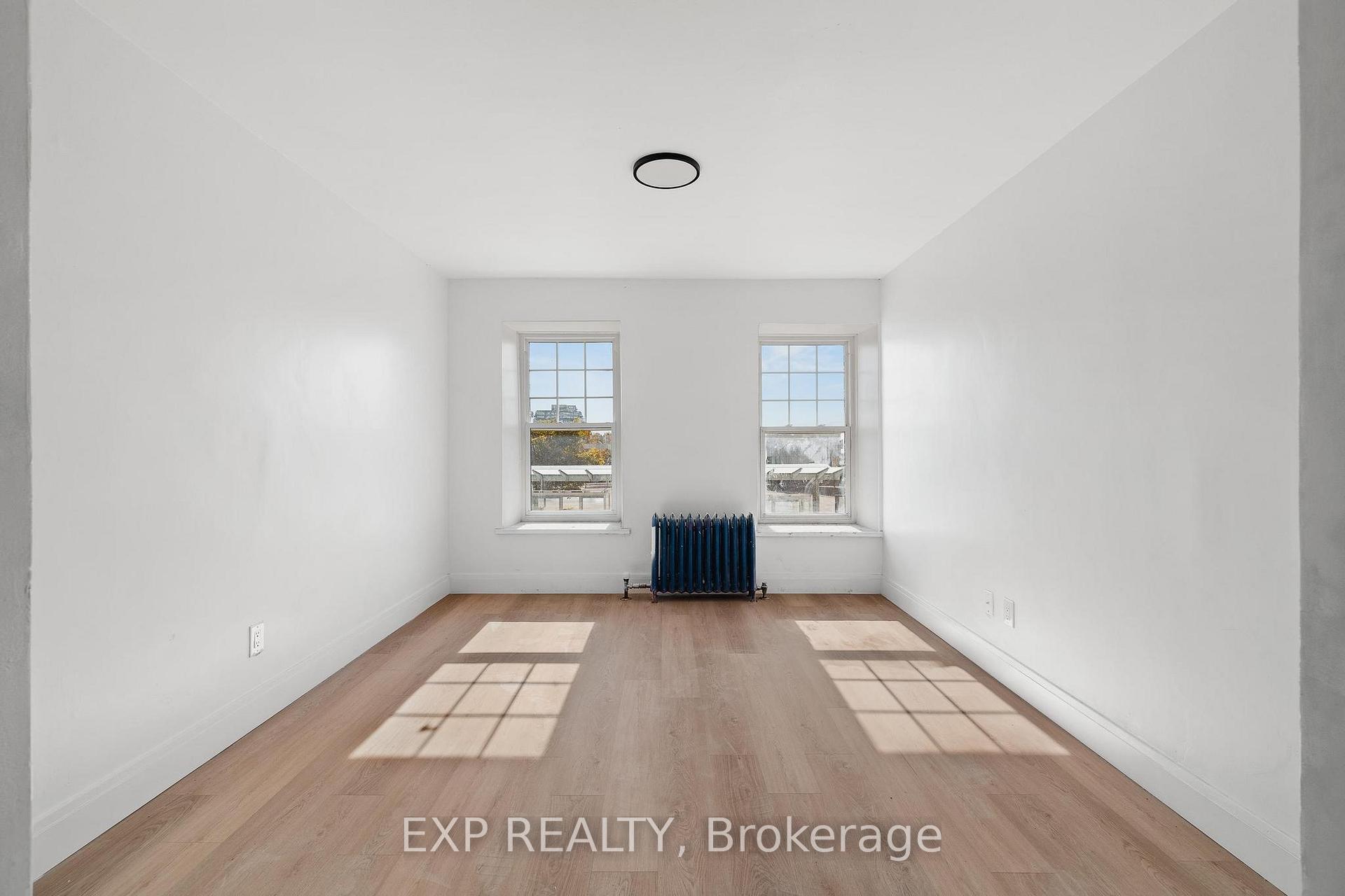 Photo 5 of Unit 501, 90 Carden Street, Guelph, Downtown — HOMEH