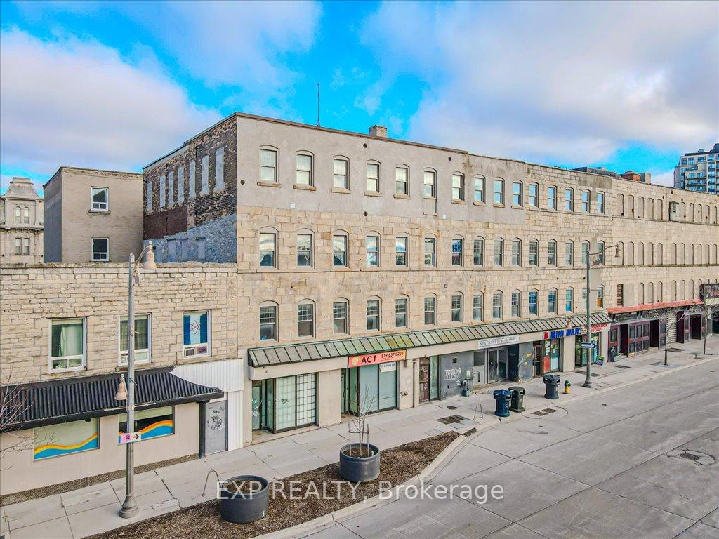 Photo 4 of Unit 501, 90 Carden Street, Guelph, Downtown — HOMEH