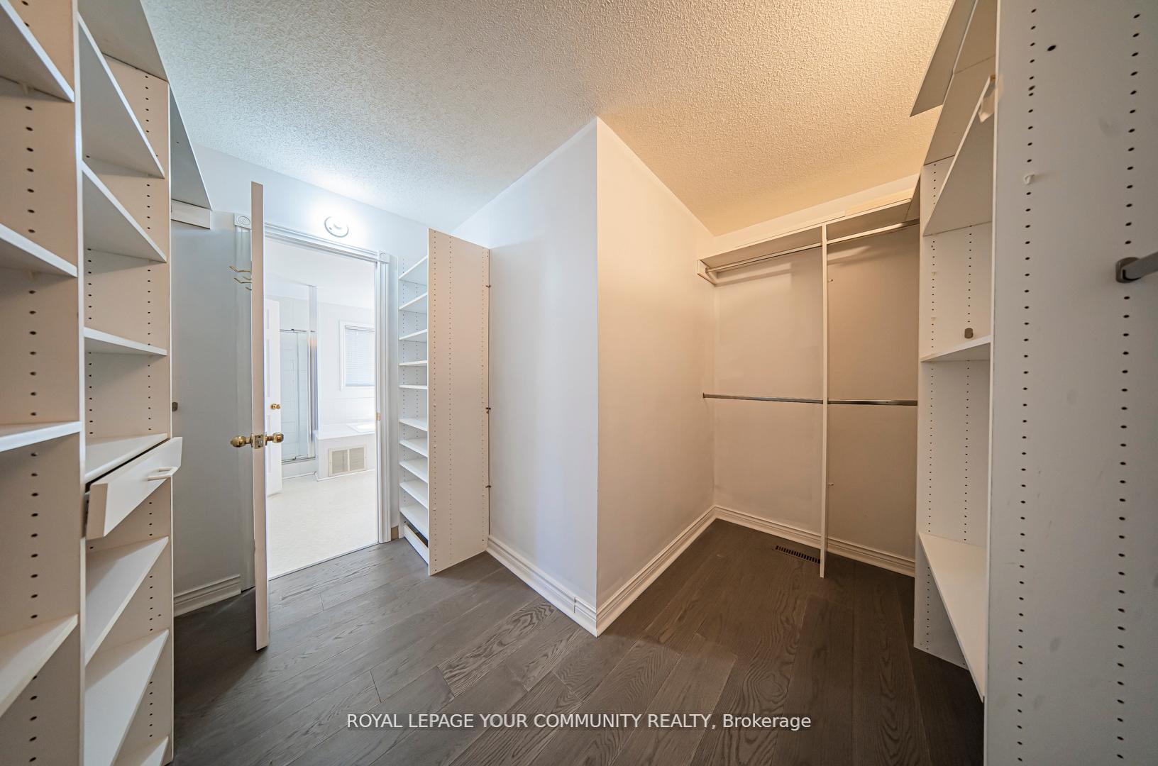 Photo 18 of 147 John Button Boulevard, Markham, Buttonville — HOMEH