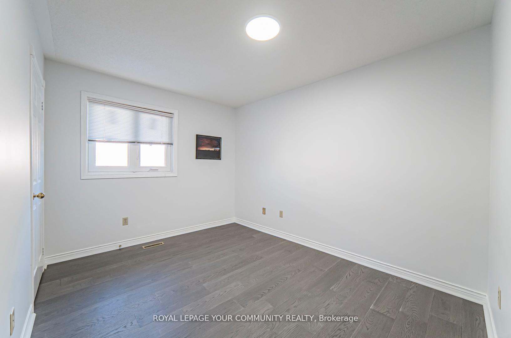 Photo 6 of 147 John Button Boulevard, Markham, Buttonville — HOMEH