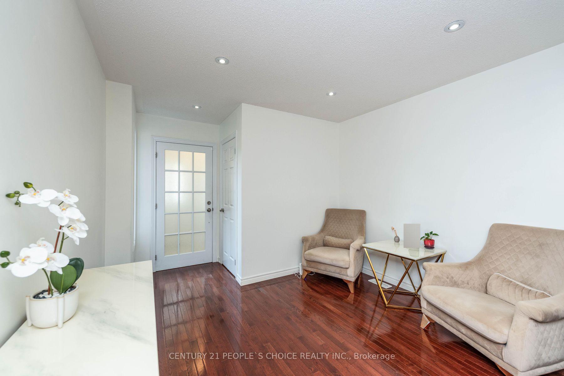 Photo 3 of Unit Upper, 48 Carpendale Crescent, Ajax, Northeast Ajax — HOMEH