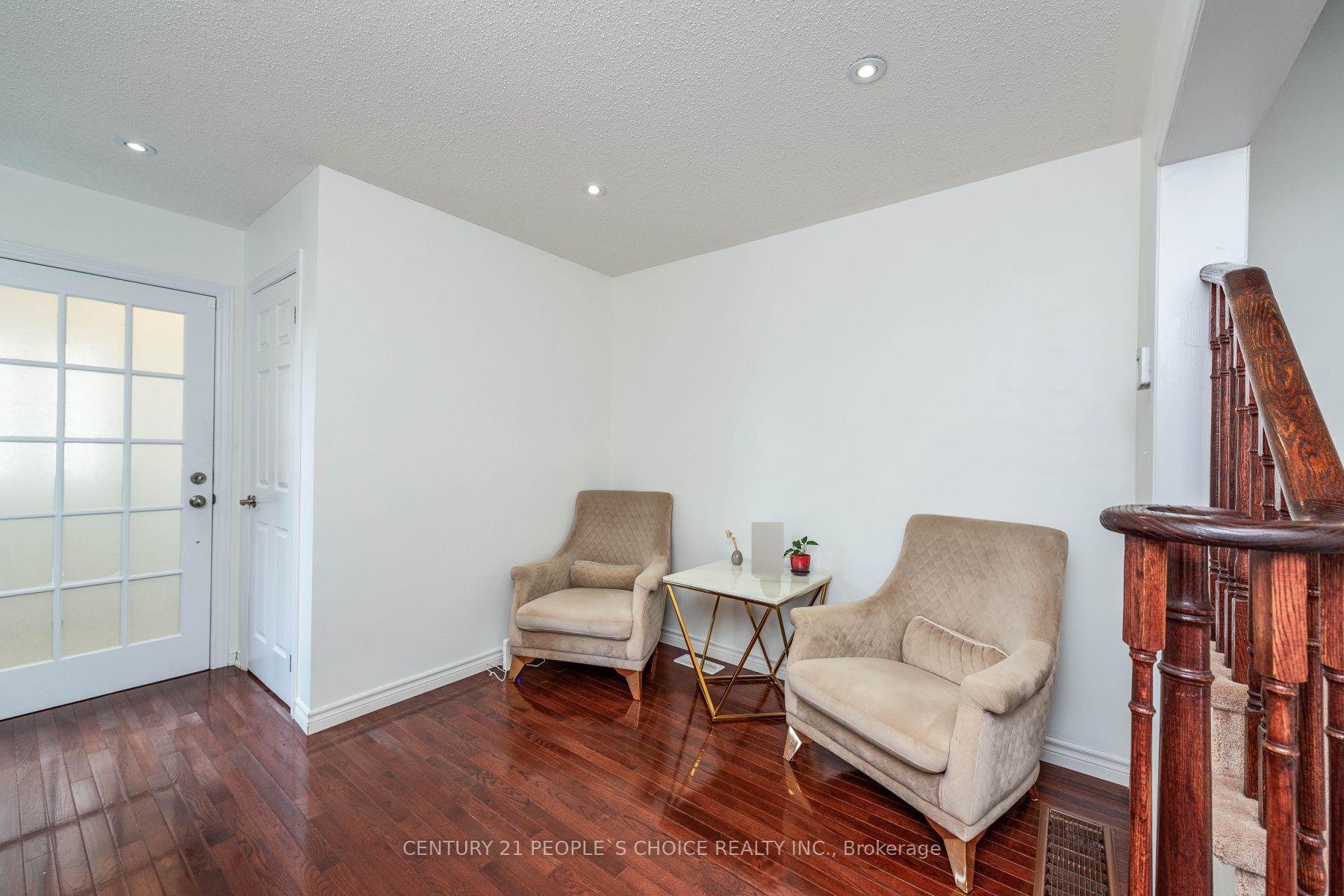 Photo 15 of Unit Upper, 48 Carpendale Crescent, Ajax, Northeast Ajax — HOMEH