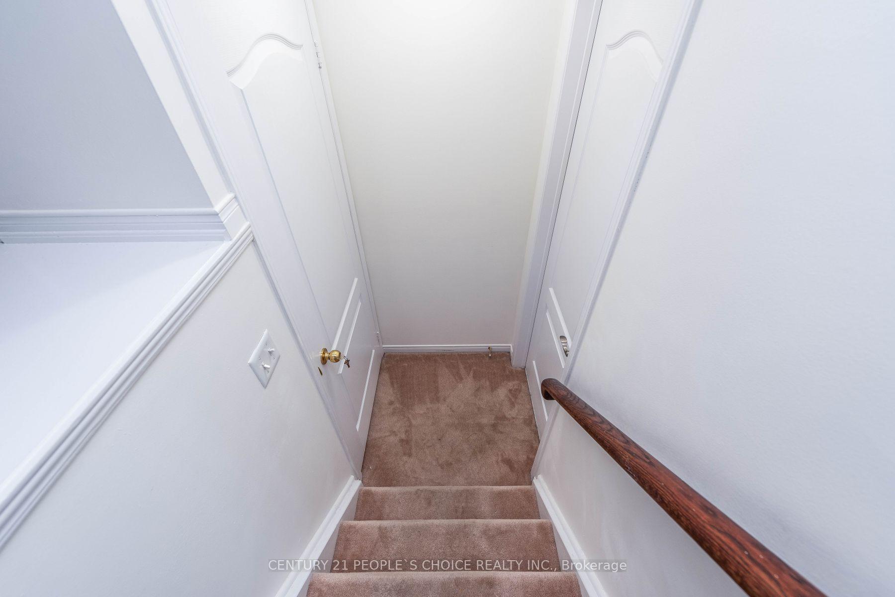 Photo 37 of Unit Upper, 48 Carpendale Crescent, Ajax, Northeast Ajax — HOMEH
