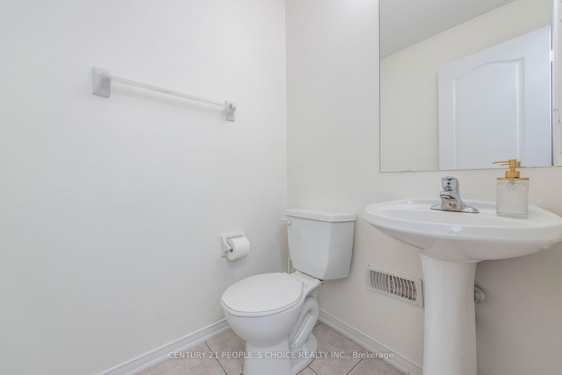 Photo 38 of Unit Upper, 48 Carpendale Crescent, Ajax, Northeast Ajax — HOMEH