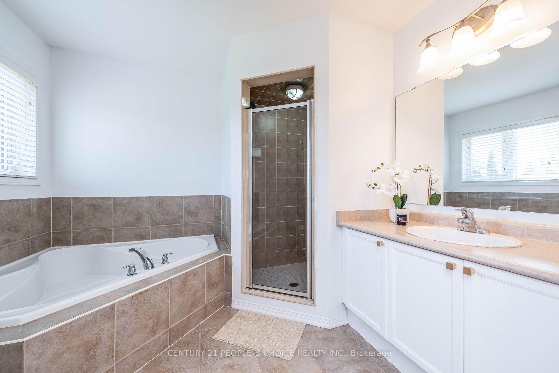 Photo 33 of Unit Upper, 48 Carpendale Crescent, Ajax, Northeast Ajax — HOMEH