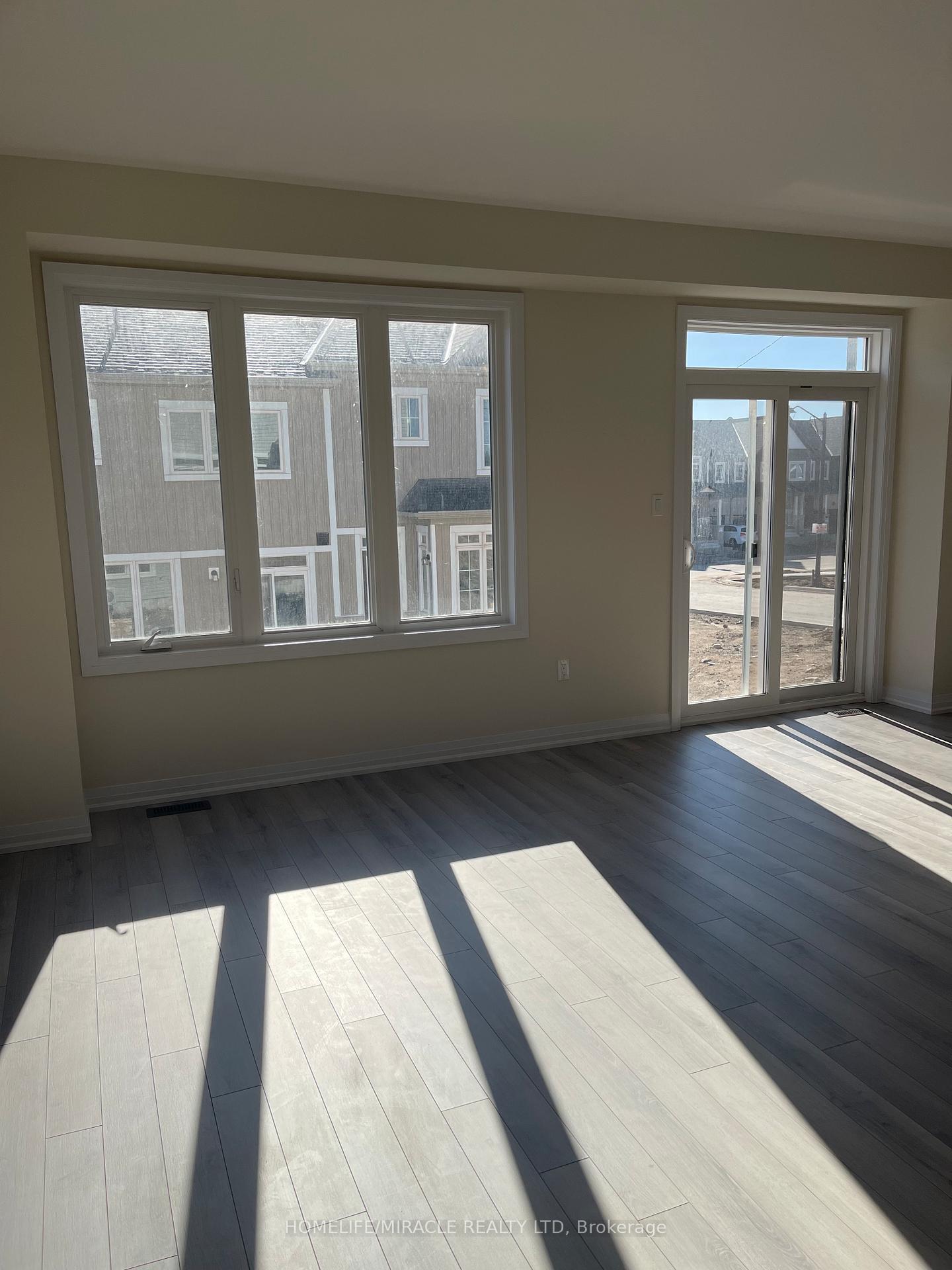 Photo 12 of 149 Gear Avenue, Erin — HOMEH