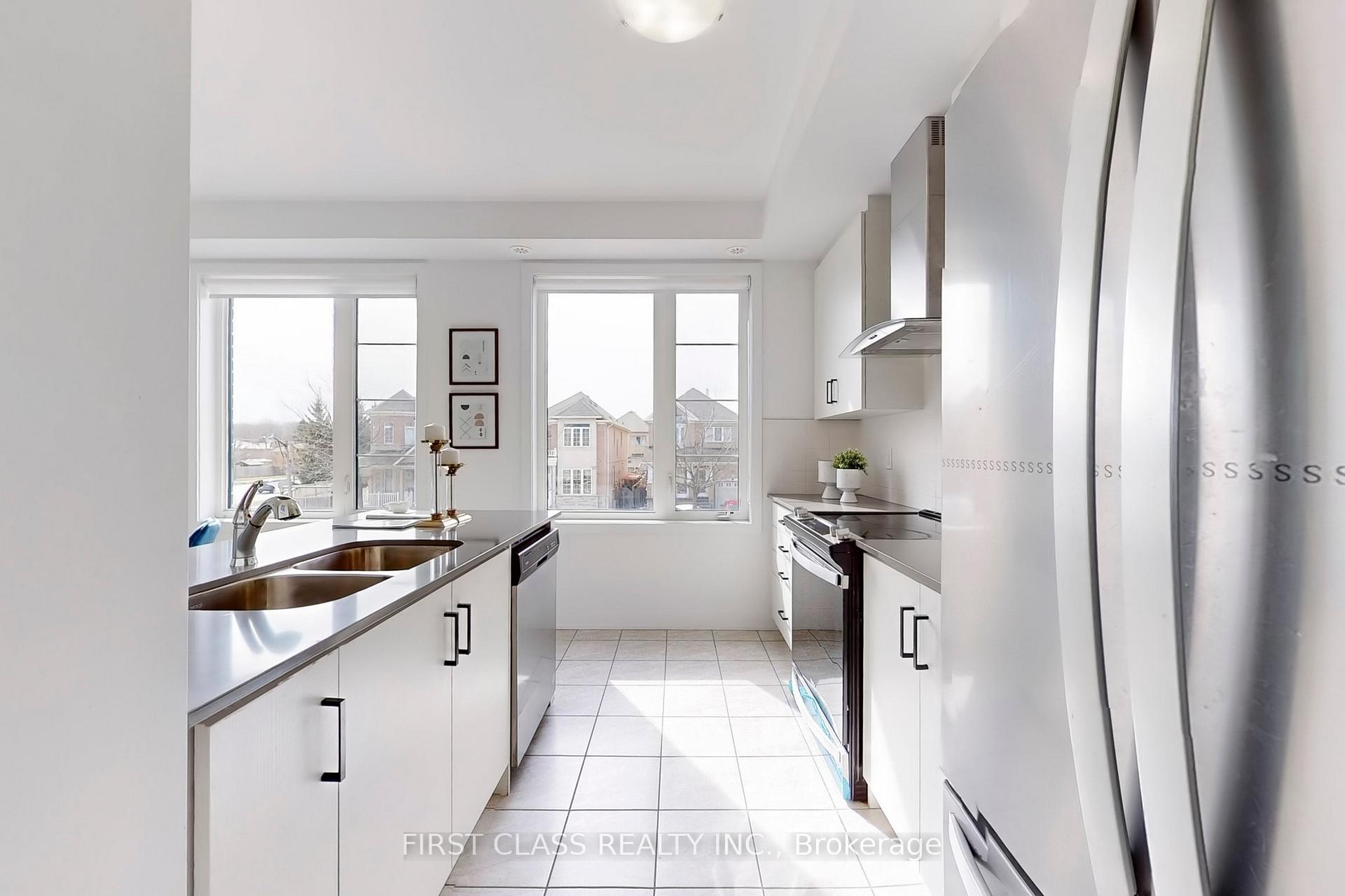 Photo 34 of 42 Carole Bell Way, Markham, Wismer — HOMEH