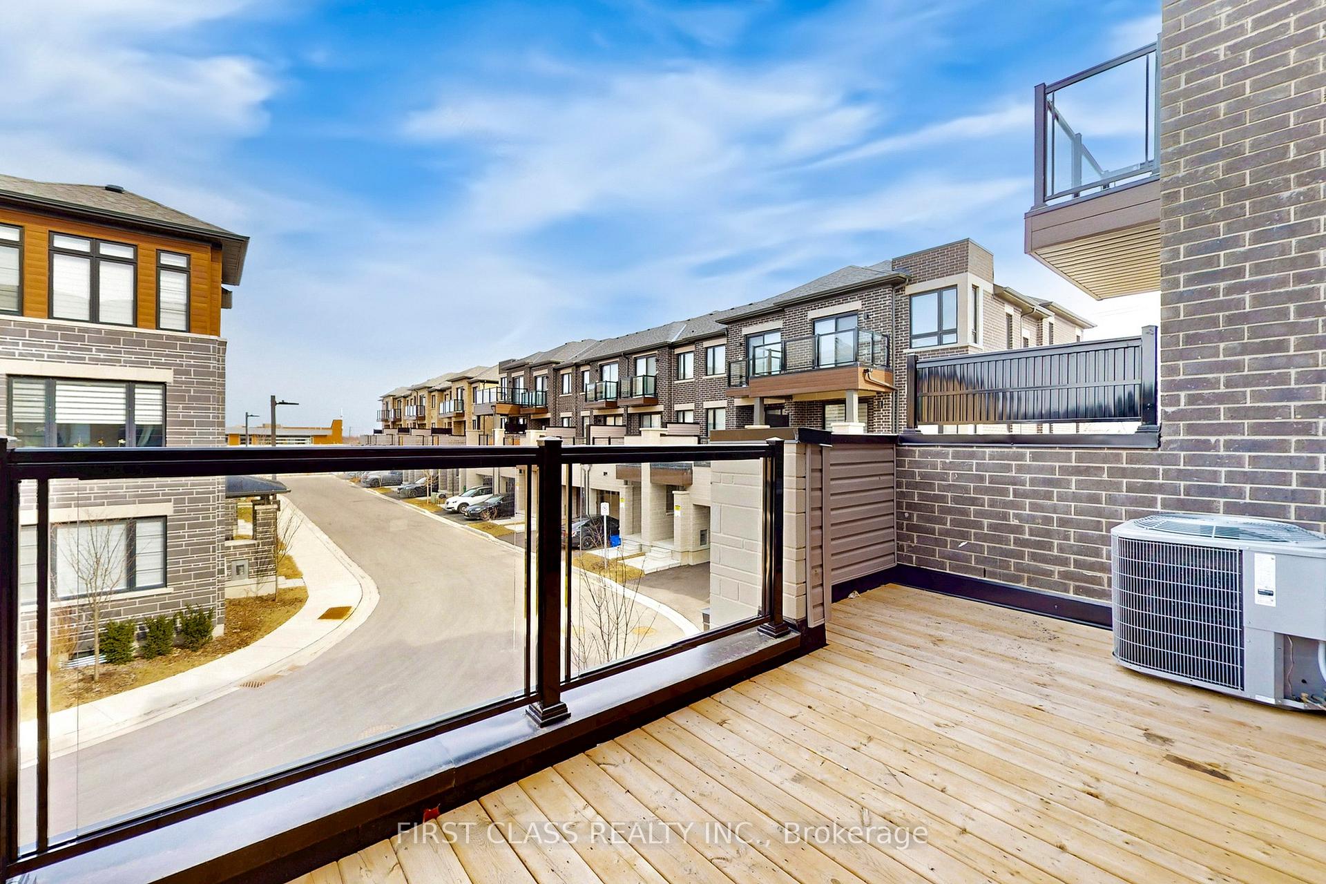 Photo 26 of 42 Carole Bell Way, Markham, Wismer — HOMEH