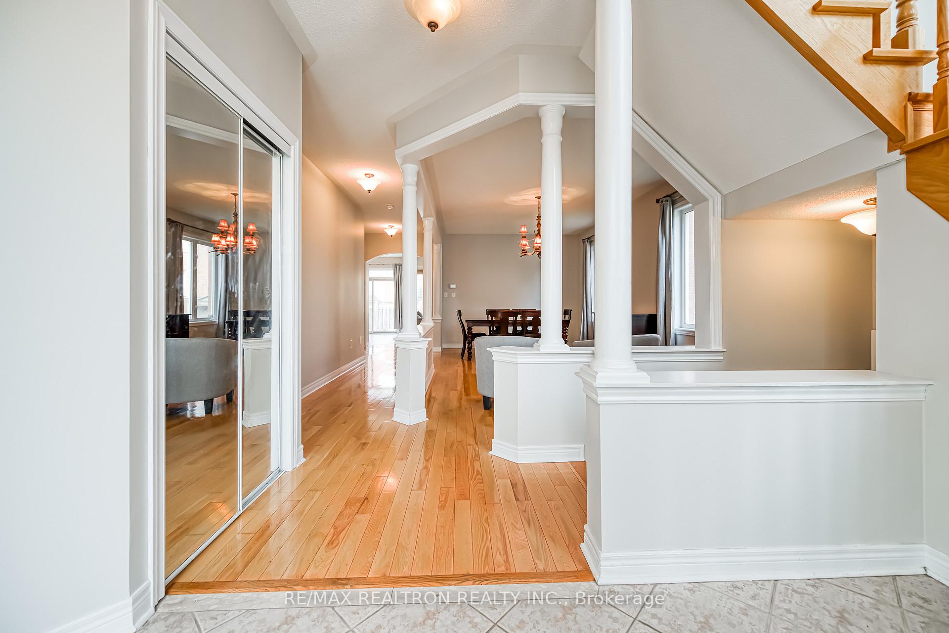 Photo 38 of 73 Adastra Crescent, Markham, Victoria Manor-Jennings Gate — HOMEH