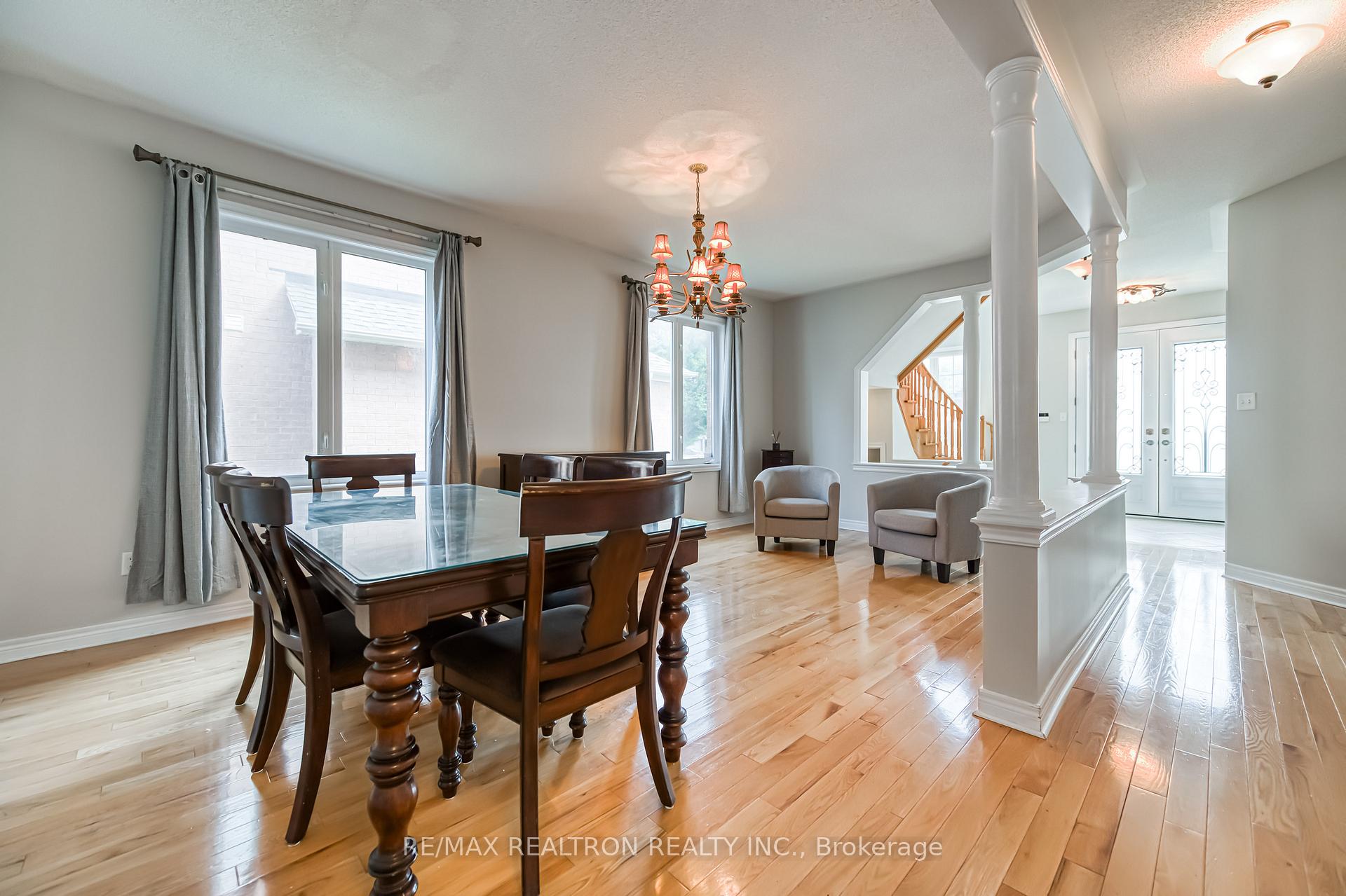 Photo 6 of 73 Adastra Crescent, Markham, Victoria Manor-Jennings Gate — HOMEH