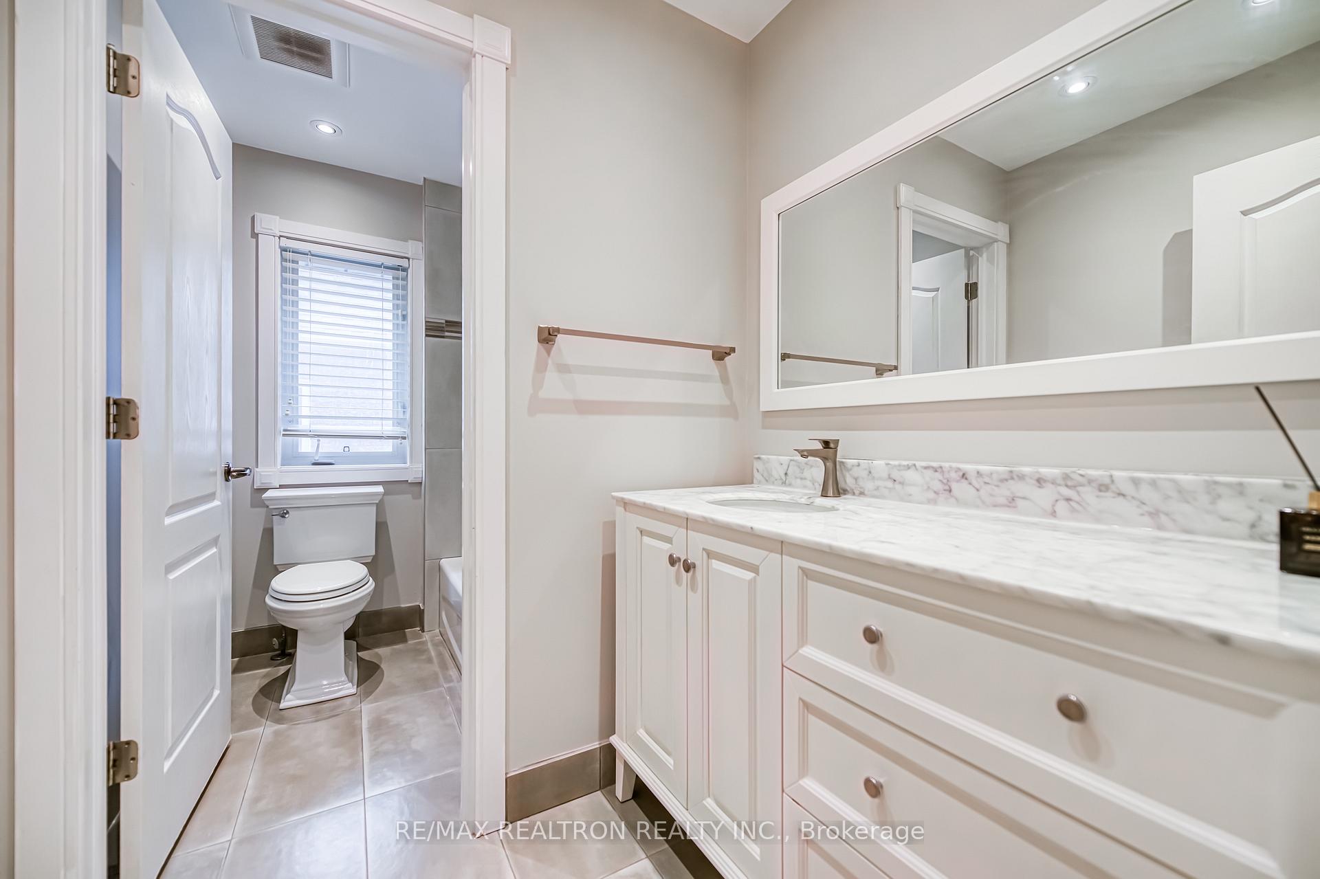 Photo 42 of 73 Adastra Crescent, Markham, Victoria Manor-Jennings Gate — HOMEH