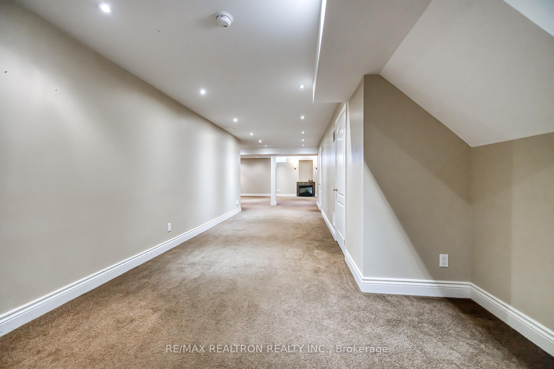 Photo 29 of 73 Adastra Crescent, Markham, Victoria Manor-Jennings Gate — HOMEH