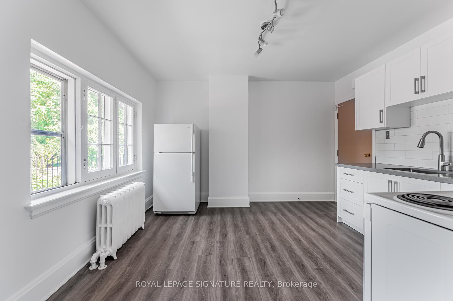 Photo 3 of Unit 2A, 388 Palmerston Boulevard, Toronto, Palmerston-Little Italy — HOMEH