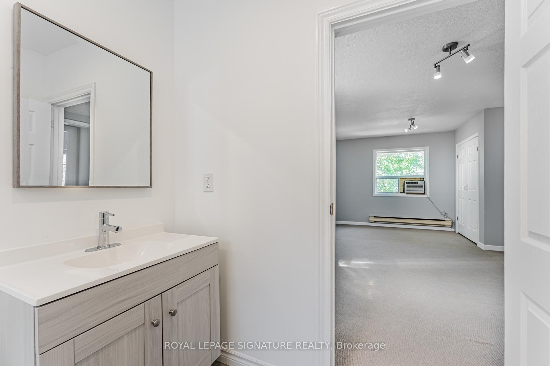Photo 6 of Unit 2A, 388 Palmerston Boulevard, Toronto, Palmerston-Little Italy — HOMEH