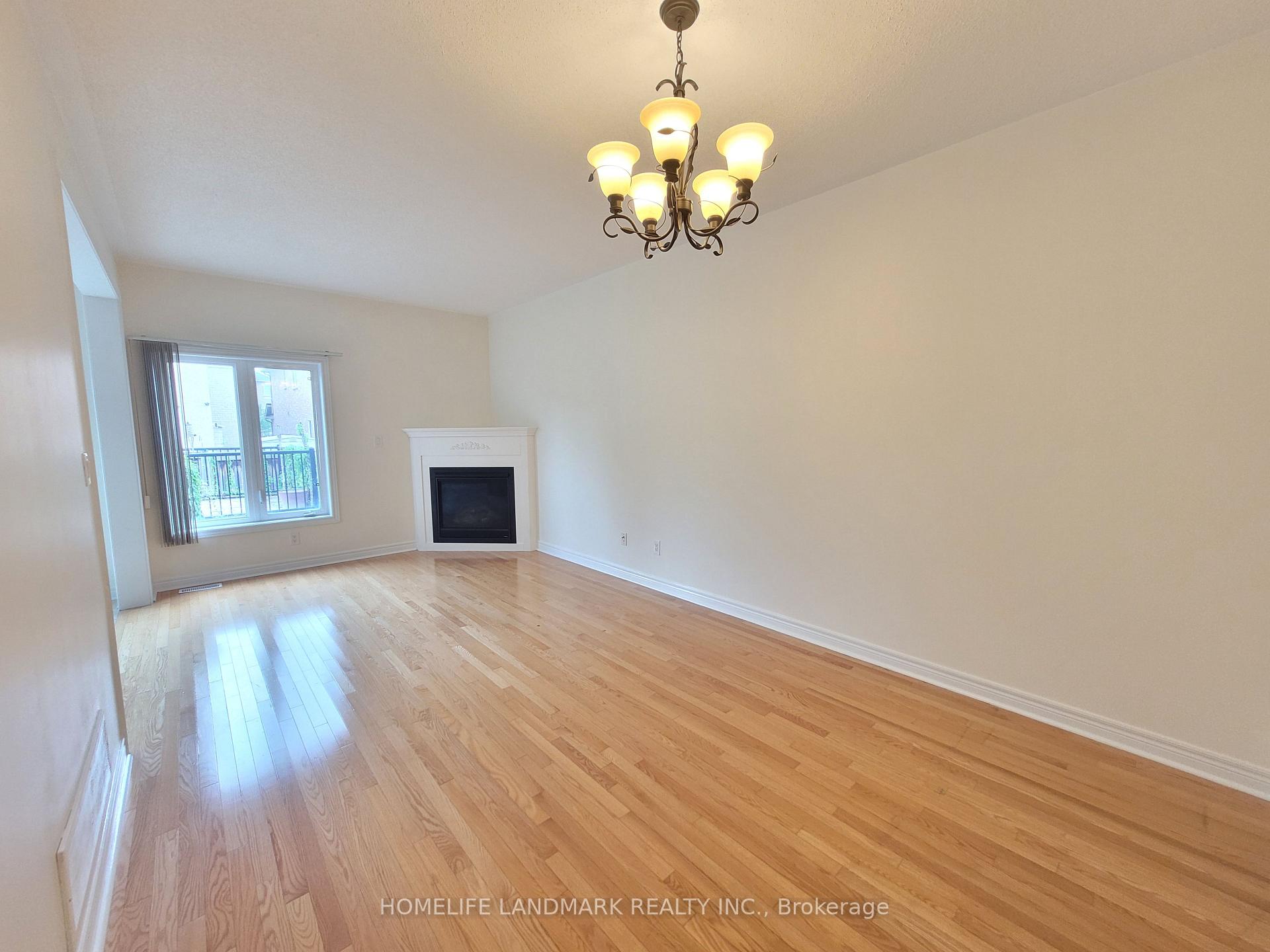 Photo 12 of 10 Blue Grouse Road, Vaughan, Patterson — HOMEH
