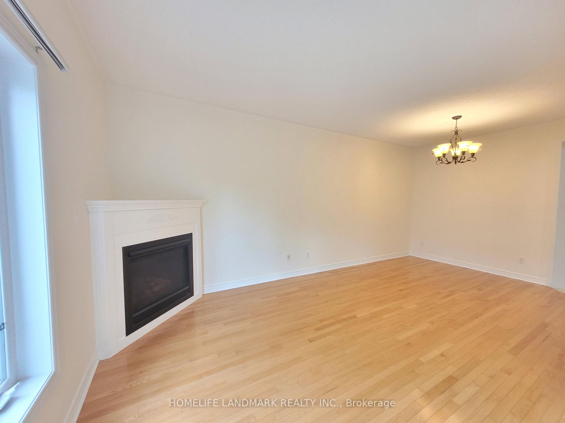 Photo 1 of 10 Blue Grouse Road, Vaughan, Patterson — HOMEH