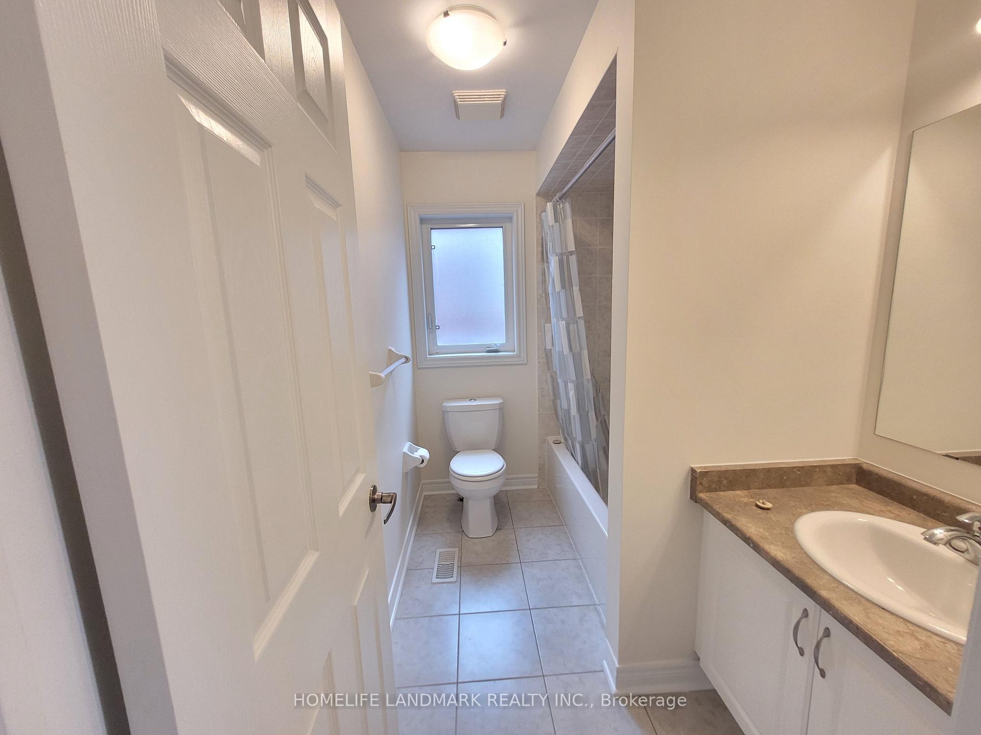 Photo 4 of 10 Blue Grouse Road, Vaughan, Patterson — HOMEH