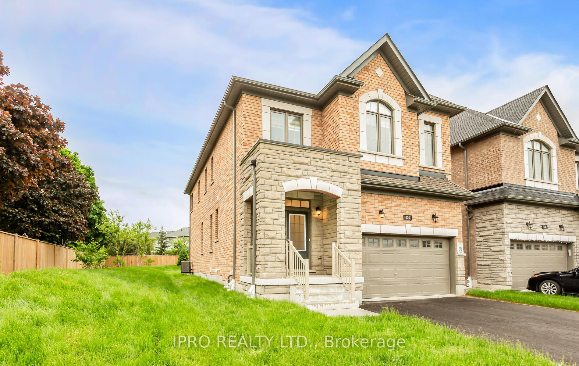 Photo 14 of 176 Lumb Drive, Cambridge — HOMEH
