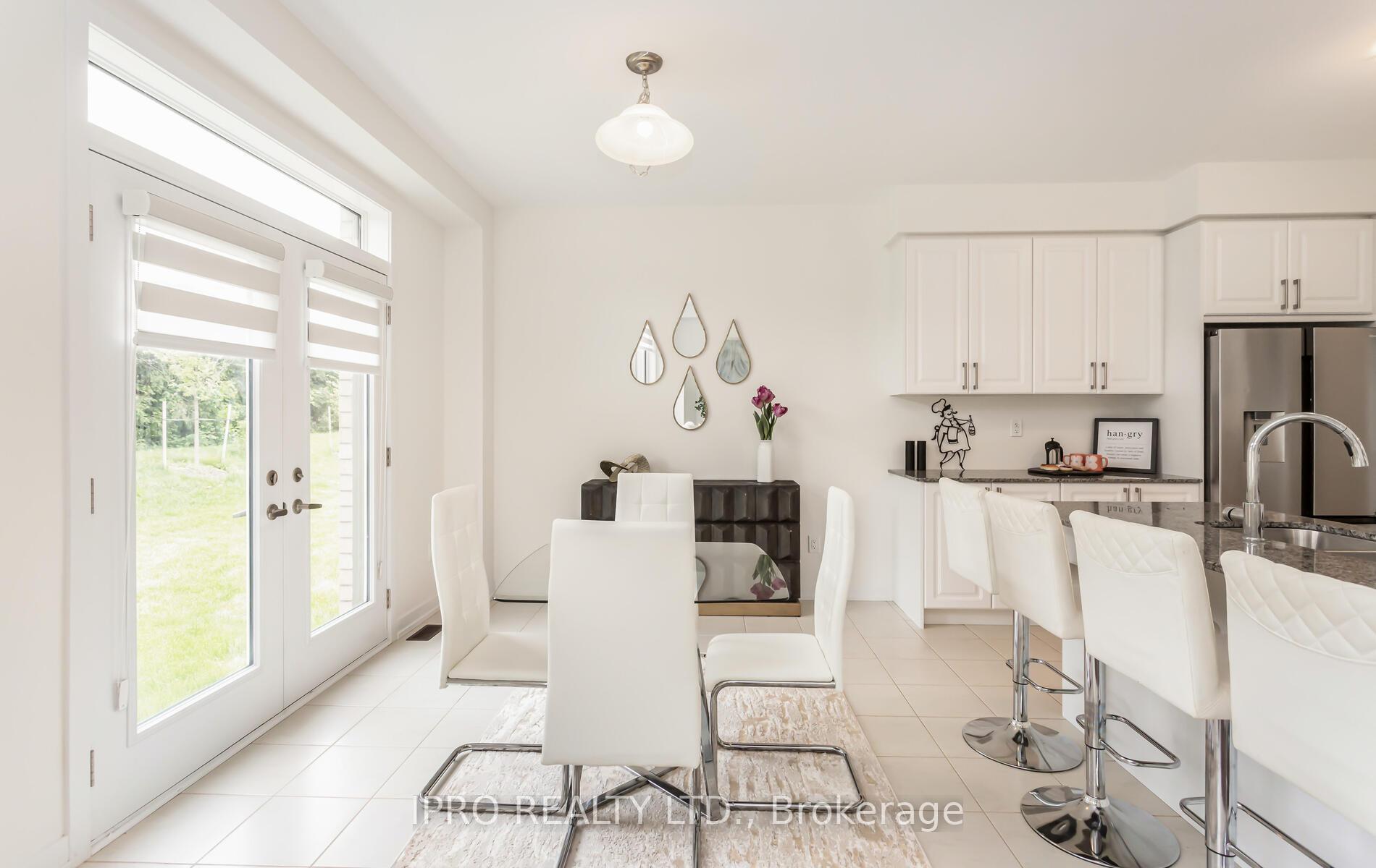 Photo 17 of 176 Lumb Drive, Cambridge — HOMEH