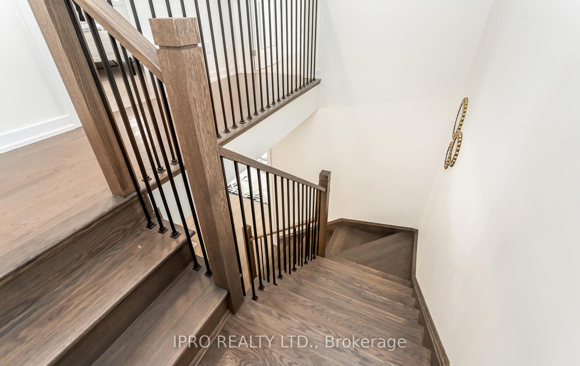 Photo 36 of 176 Lumb Drive, Cambridge — HOMEH