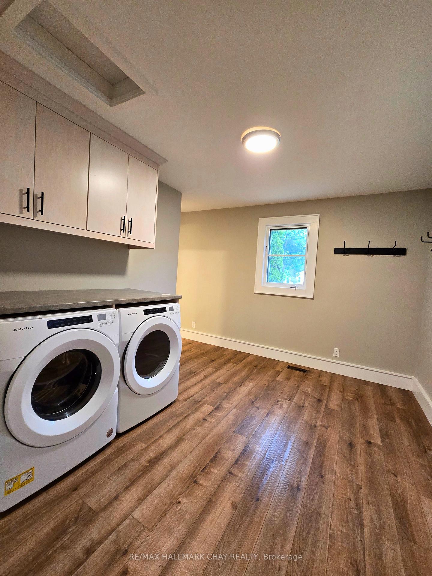 Photo 6 of 20 King Street, Clearview, Creemore — HOMEH