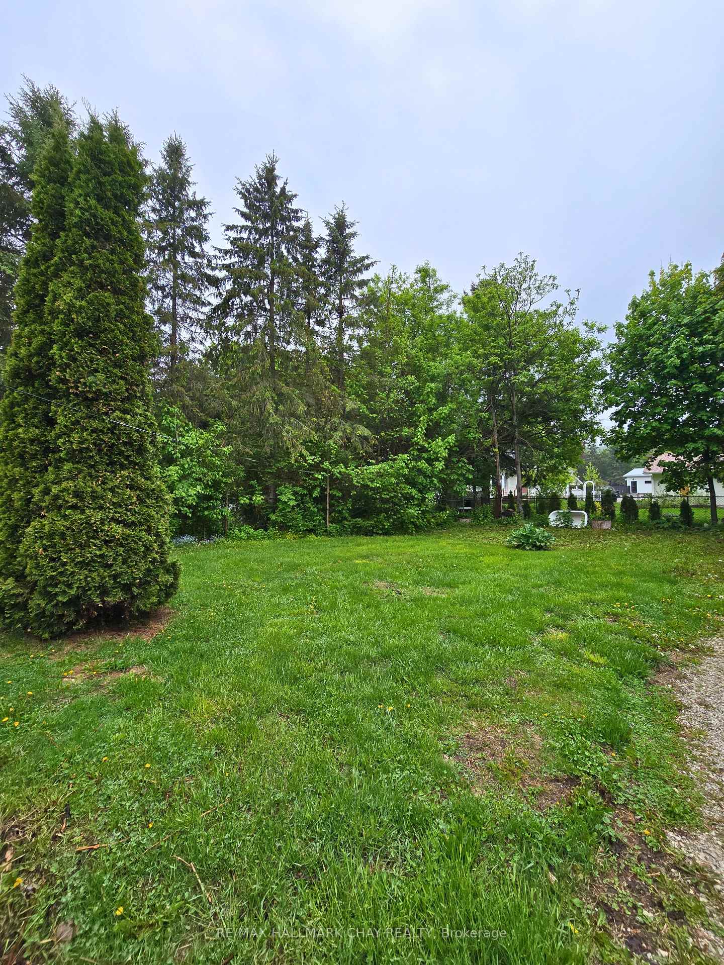 Photo 18 of 20 King Street, Clearview, Creemore — HOMEH