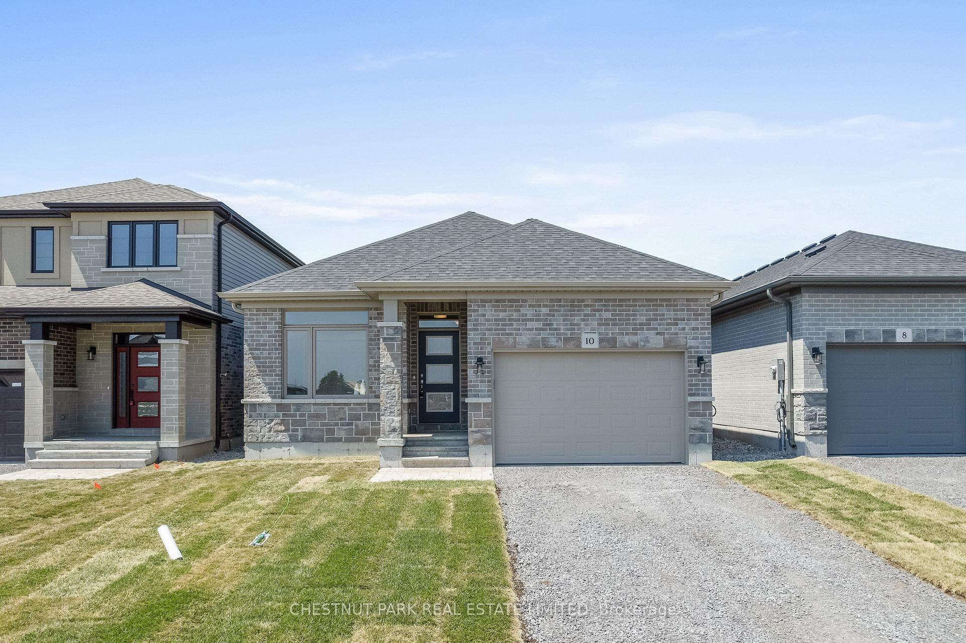 Photo 1 of 10 Athabaska Drive, Belleville, Thurlow Ward — HOMEH