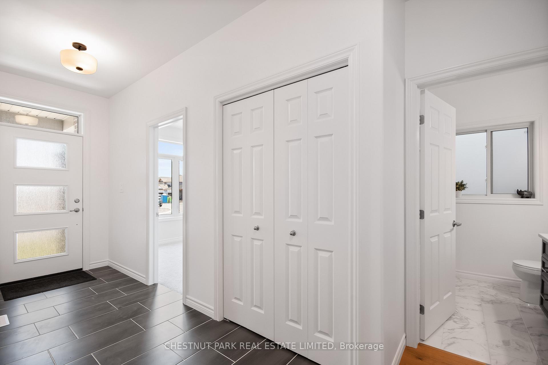 Photo 2 of 10 Athabaska Drive, Belleville, Thurlow Ward — HOMEH