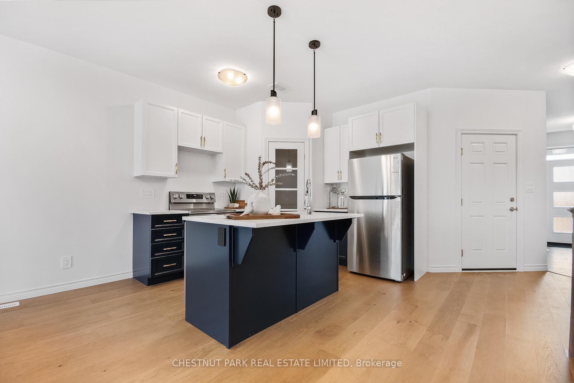 Photo 6 of 10 Athabaska Drive, Belleville, Thurlow Ward — HOMEH