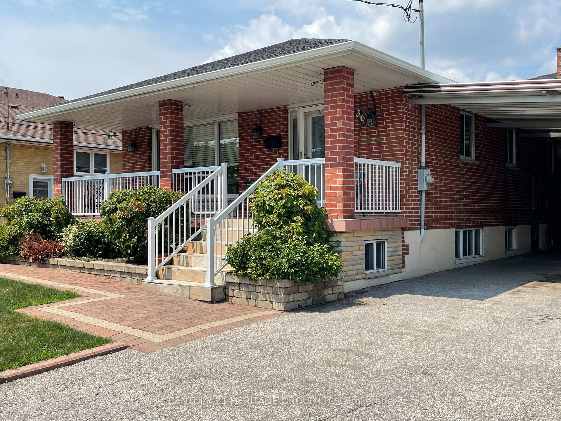 Photo 7 of Unit 1, 36 Arkley Crescent, Etobicoke, Willowridge-Martingrove-Richview — HOMEH