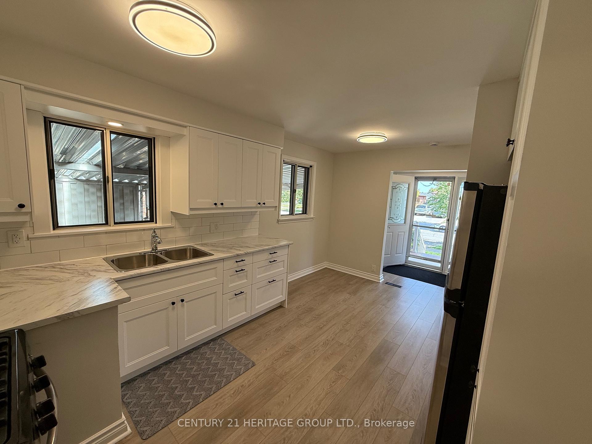 Photo 17 of Unit 1, 36 Arkley Crescent, Etobicoke, Willowridge-Martingrove-Richview — HOMEH