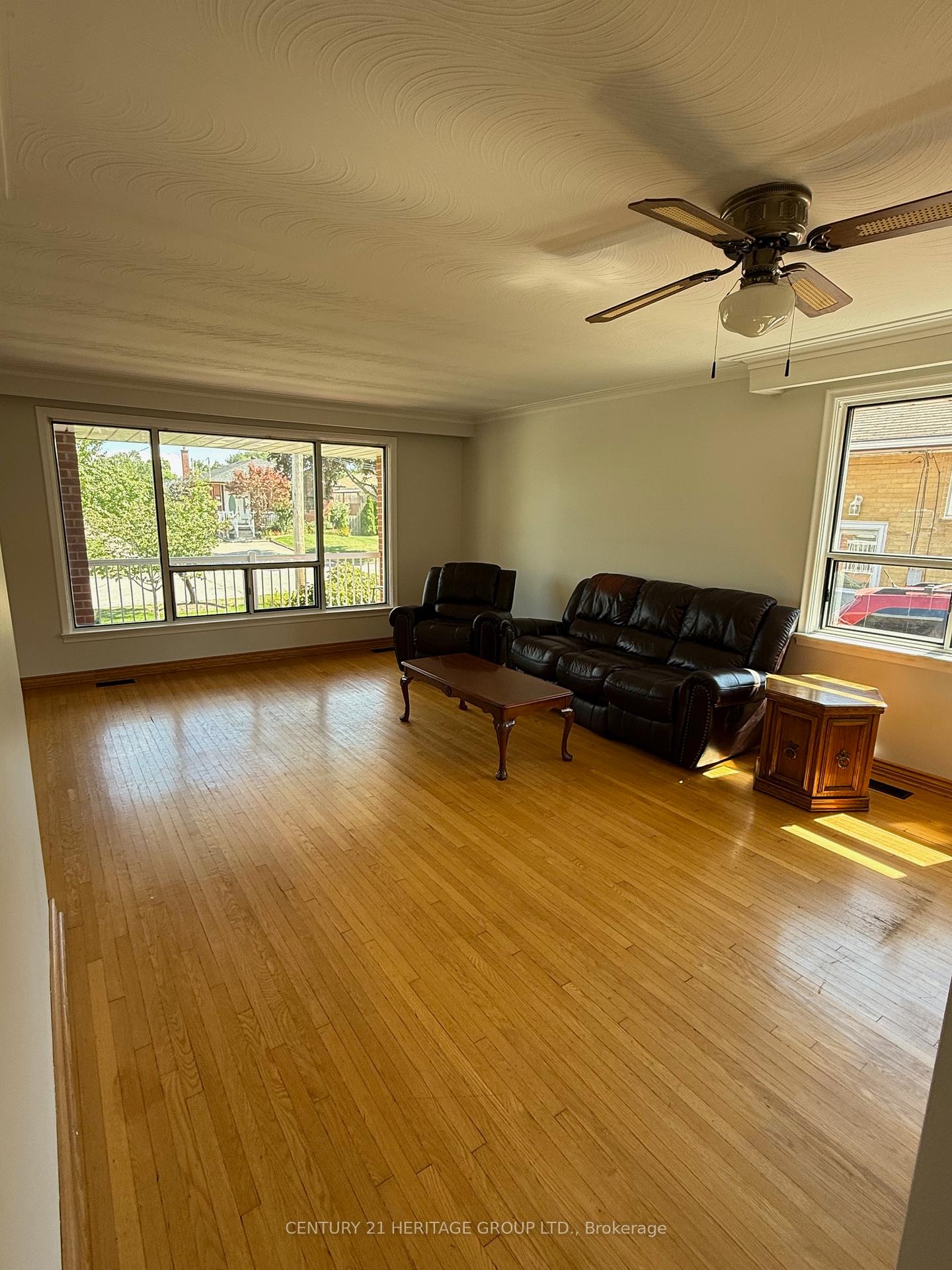 Photo 16 of Unit 1, 36 Arkley Crescent, Etobicoke, Willowridge-Martingrove-Richview — HOMEH