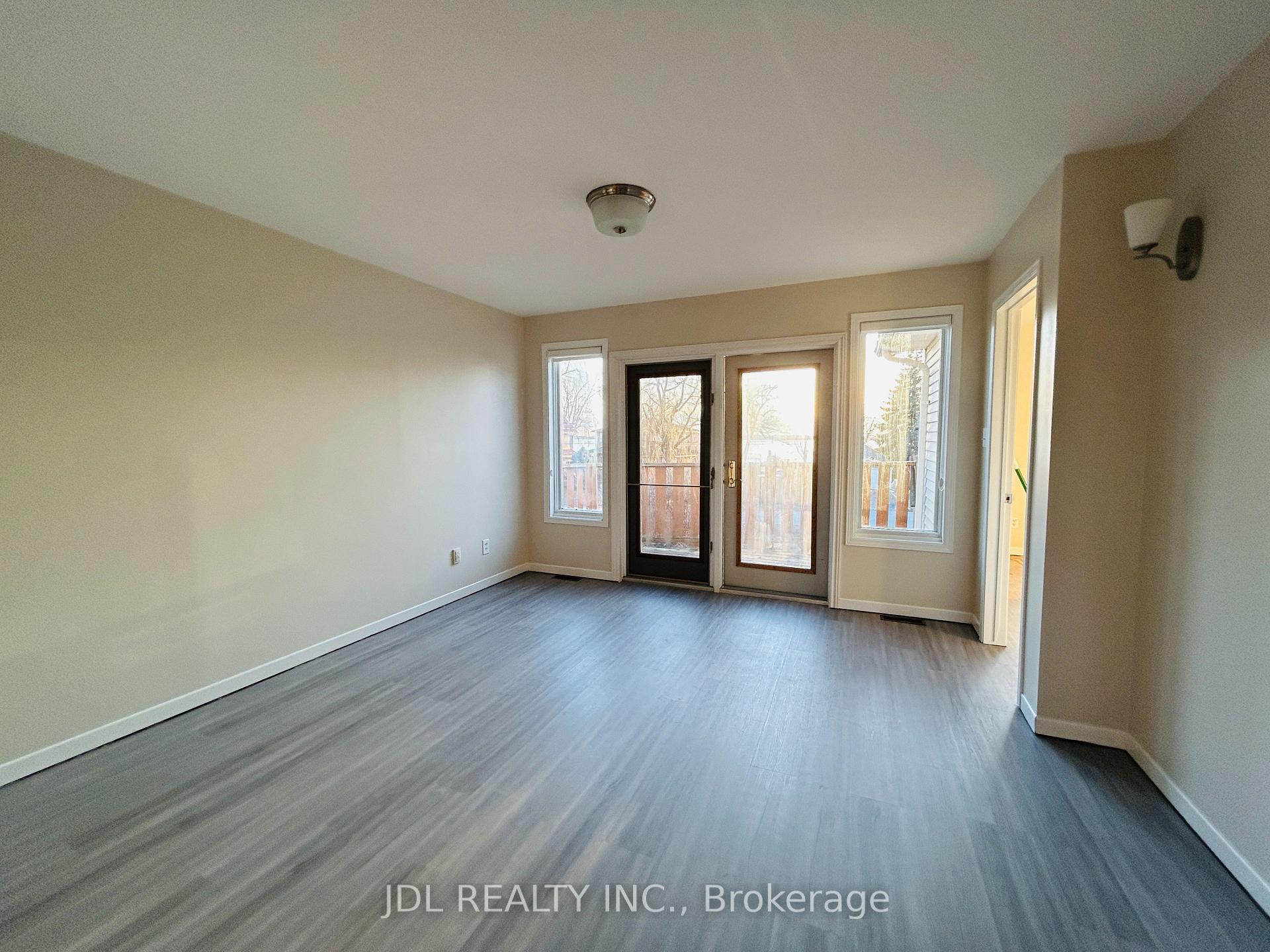 Photo 11 of Unit Unit 1, 83 Cooks Bay Drive, Georgina, Keswick North — HOMEH