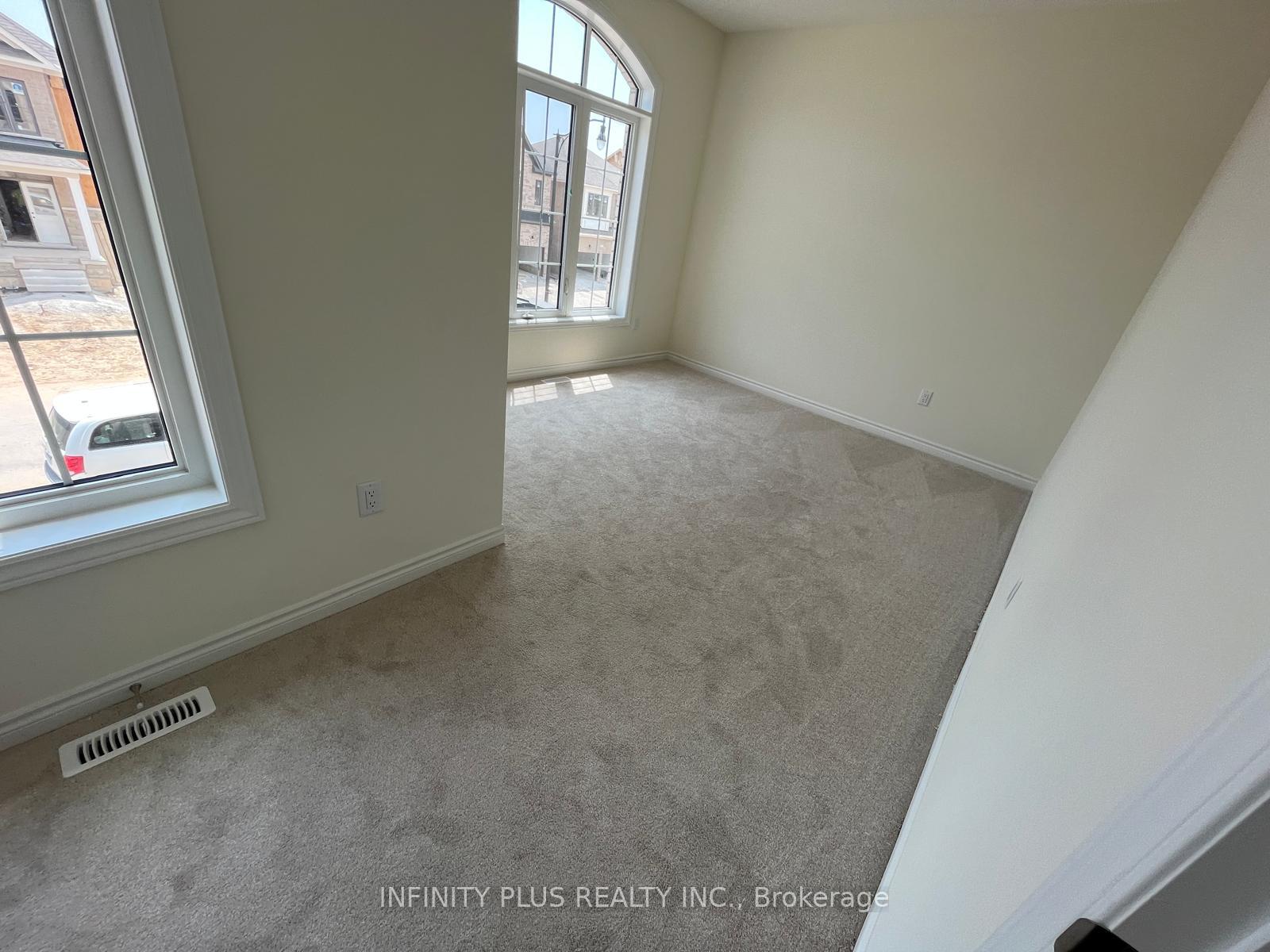 Photo 23 of Unit Upper, 16 Eastman Drive, Brampton, Credit Valley — HOMEH