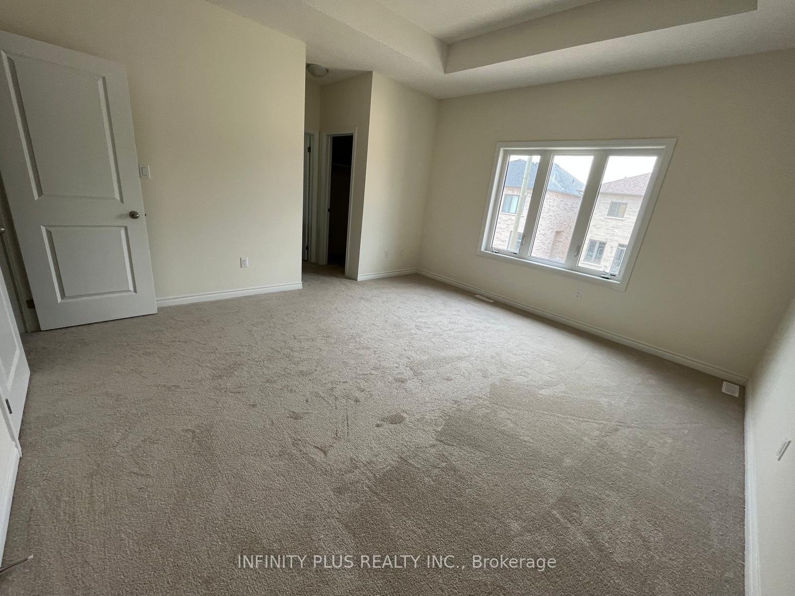 Photo 18 of Unit Upper, 16 Eastman Drive, Brampton, Credit Valley — HOMEH
