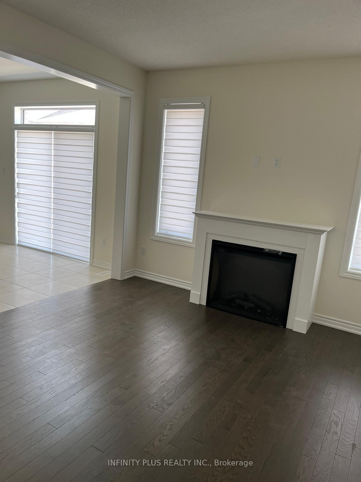 Photo 16 of Unit Upper, 16 Eastman Drive, Brampton, Credit Valley — HOMEH