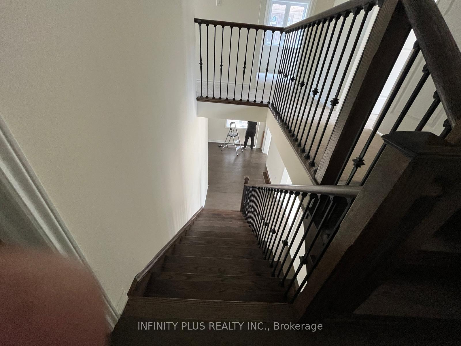 Photo 19 of Unit Upper, 16 Eastman Drive, Brampton, Credit Valley — HOMEH